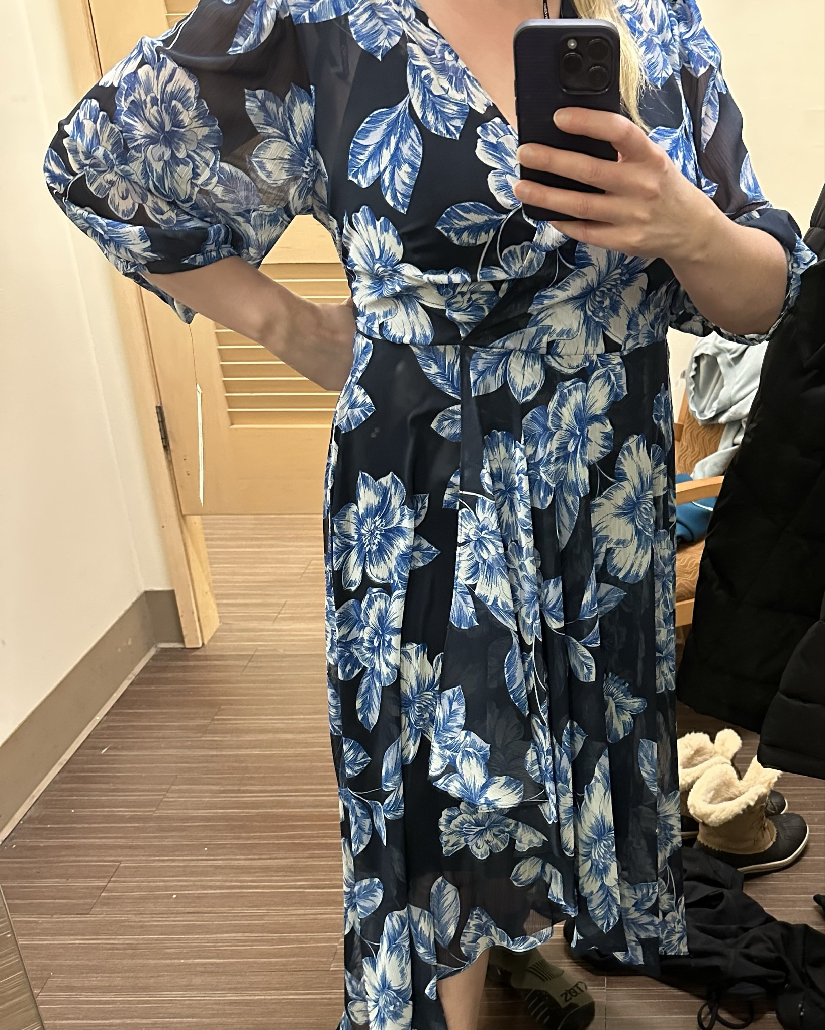 This dress made me feel so beautiful despite all of my weight gain lately. Very flattering for any size 💕

#LTKMidsize #LTKTall #LTKPlusSize