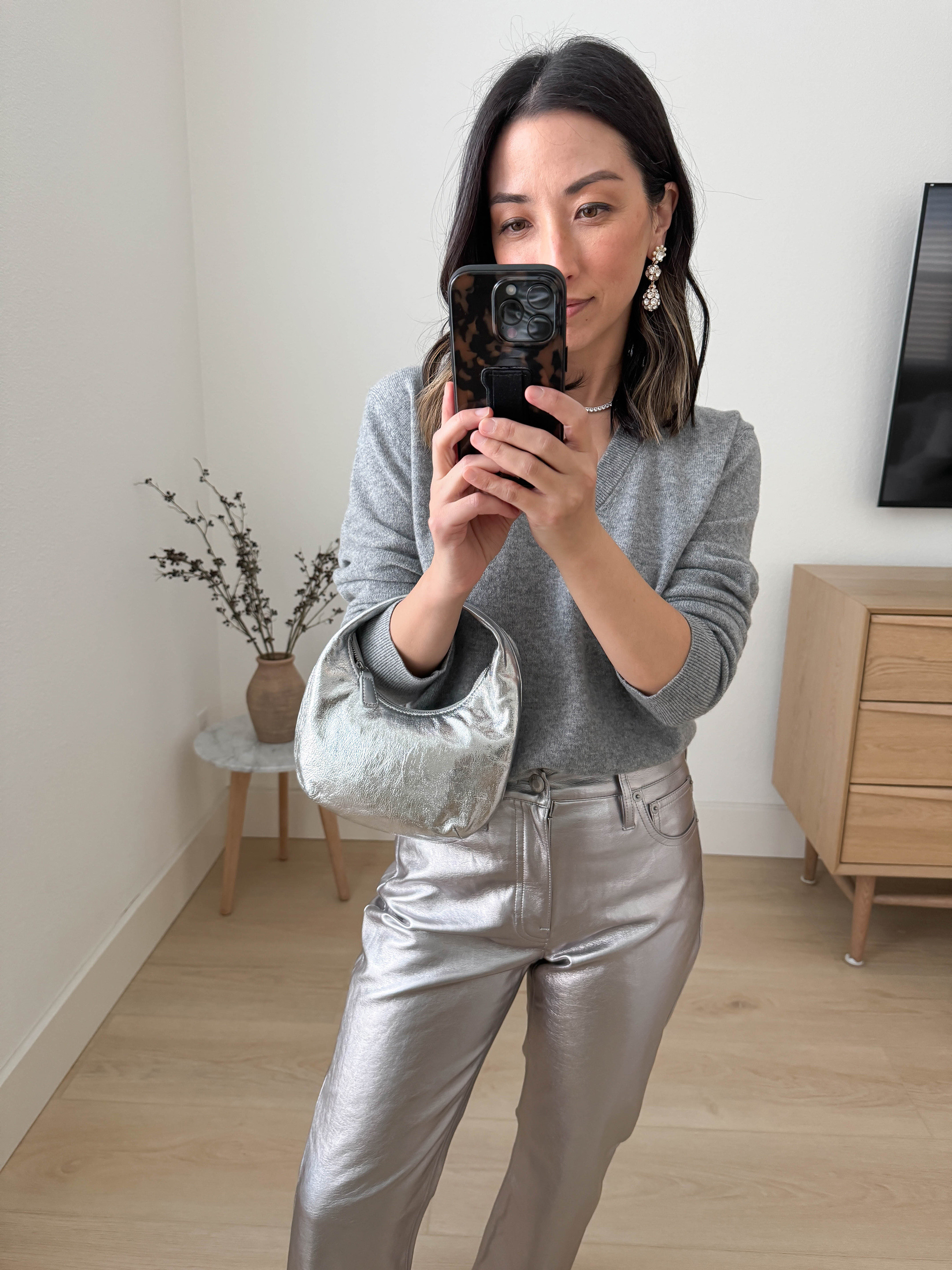 Holiday outfit inspiration. Pants are old J.Crew but linked similar. 

Jenni Kayne sweater xs
J.Crew pants 25 petite
Madewell bag
J.Crew earrings
J.Crew pumps 5
Jeffrey Campbell Flats 5
Dorsey Kate Necklace 15"

#LTKSeasonal #LTKHoliday