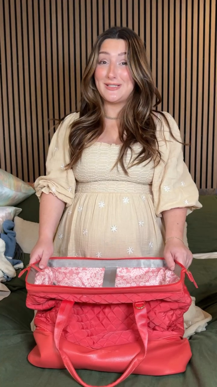 What I’m bringing to the hospital as a first time mom!! 

Boll and Branch towels
Pillows with Kitsch pillow cases
Toiletry bags 
Merit minimal makeup 
Dime Beauty lip balm
Kitsch dry shampoo
Nonskid socks 
Birkenstock shower shoes 
Amazon pajamas sets 
Nothing Fits But lounge set 
Going home dress 
Portable fans 
Polaroid camera 
Hatch portable sound machine 
Caden Lane robe  


#LTKBaby #LTKFindsUnder50 #LTKBump