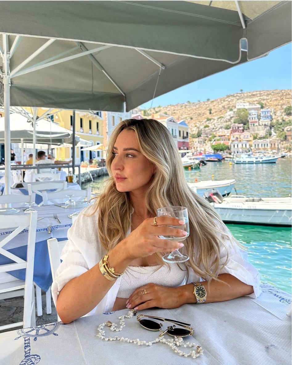 Easy holiday lunch look - Hunza g white Gigi bikini, linen oversized shirt, Celine metal oval sunglasses & Pearl sunglasses chain  

#LTKeurope #LTKswim #LTKstyletip