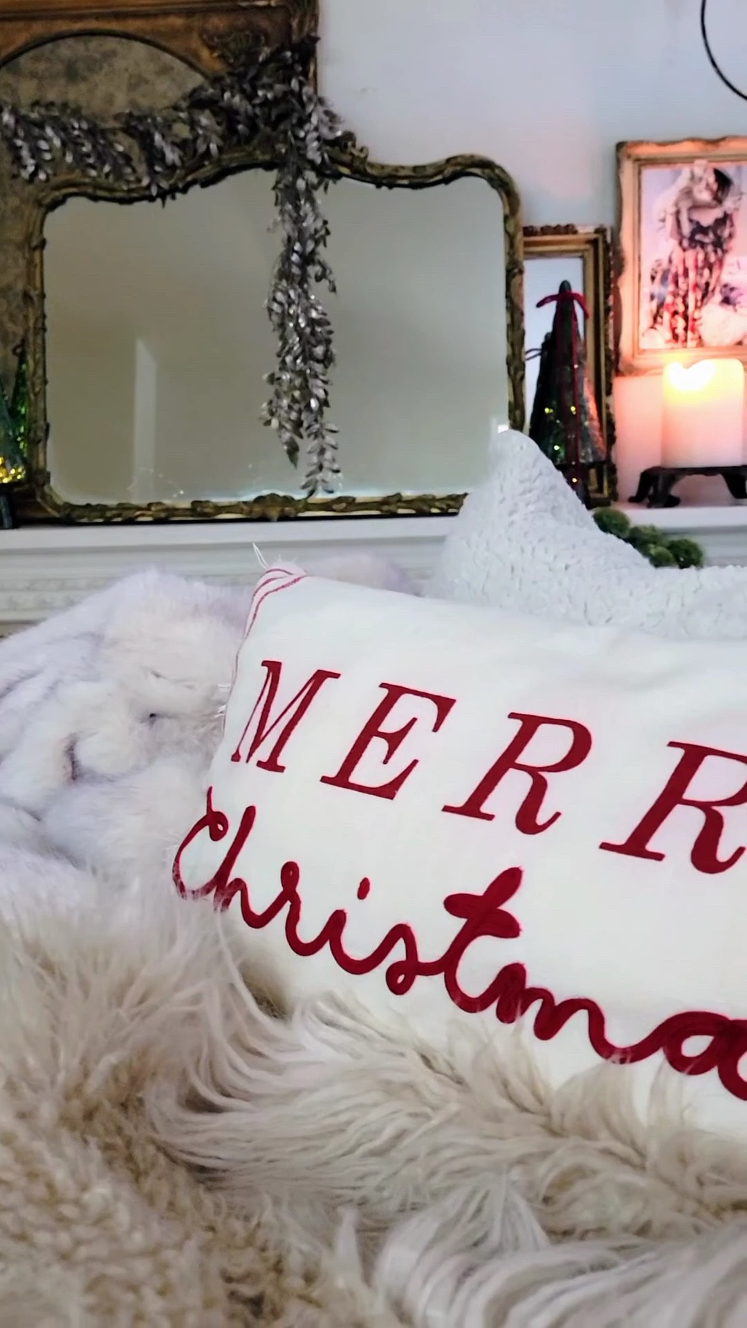 A cozy Christmas 
#christmasdecor

#LTKSeasonal #LTKHome #LTKHoliday