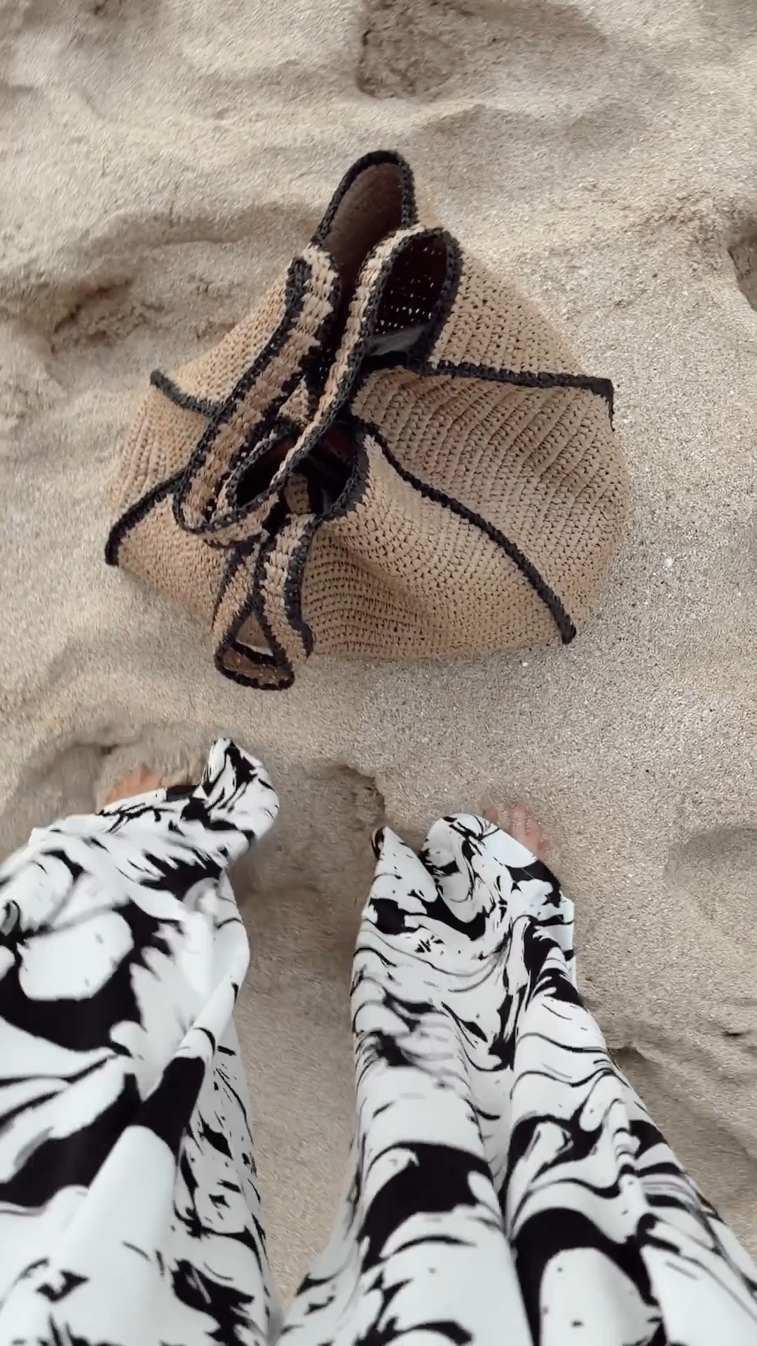 Probably one of my favorite purchases from @Target this year! #stylinbyaylin #aylin #totebag 

#LTKgrwm #LTKTravel #LTKSeasonal