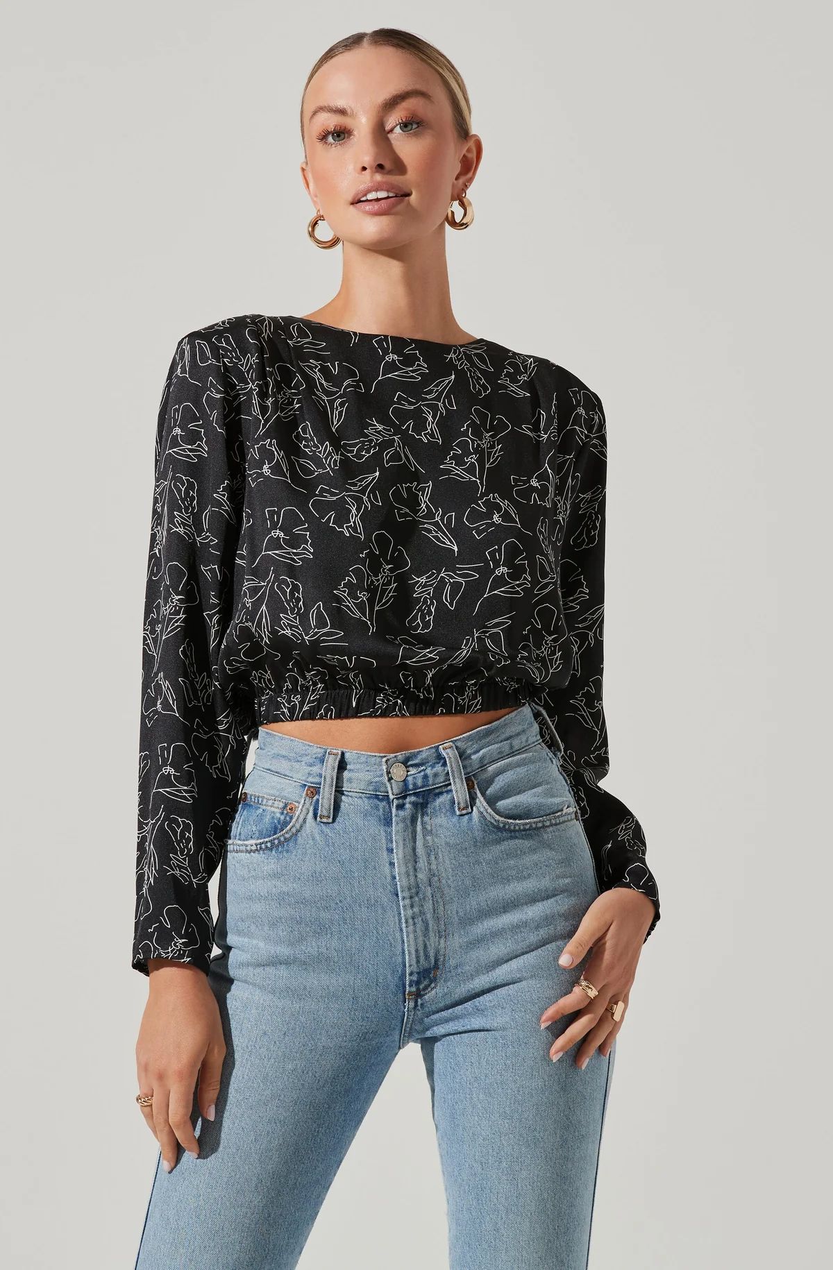 Pleated Shoulder Long Sleeve Floral Top | ASTR The Label (US)