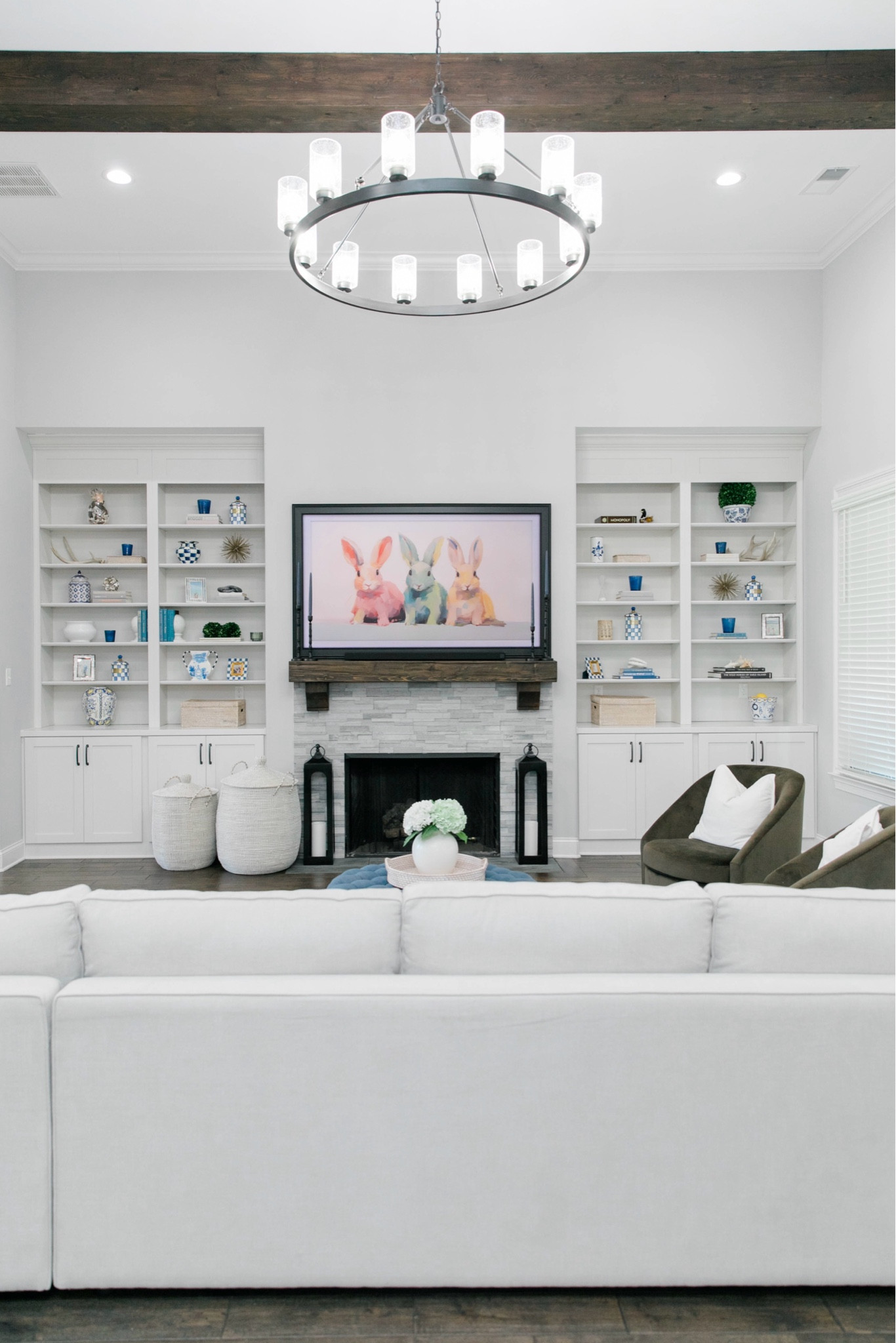 Frame TV // Living Room // Easter

#LTKhome #LTKSeasonal