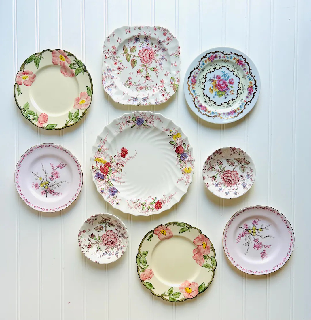 Vintage Floral Wall Plate Collection, Mismatched Plates for Wall, Plate Collage Display, Home Wal... | Etsy (US)