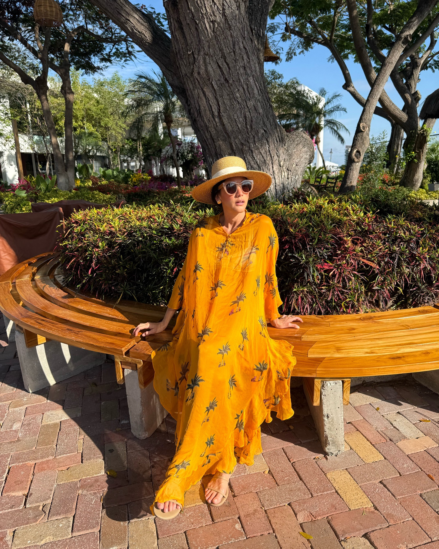 Mother’s Day look for a relaxing day at the beach. Happy Mother’s Day to all the wonderful women that have raised us to be the humans we are today!

#LTKOver40 #LTKSwim #LTKootd