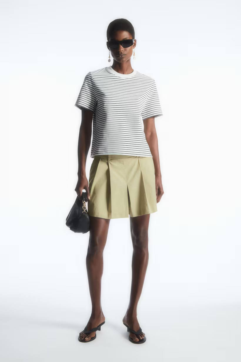 THE CLEAN CUT T-SHIRT | COS (US)