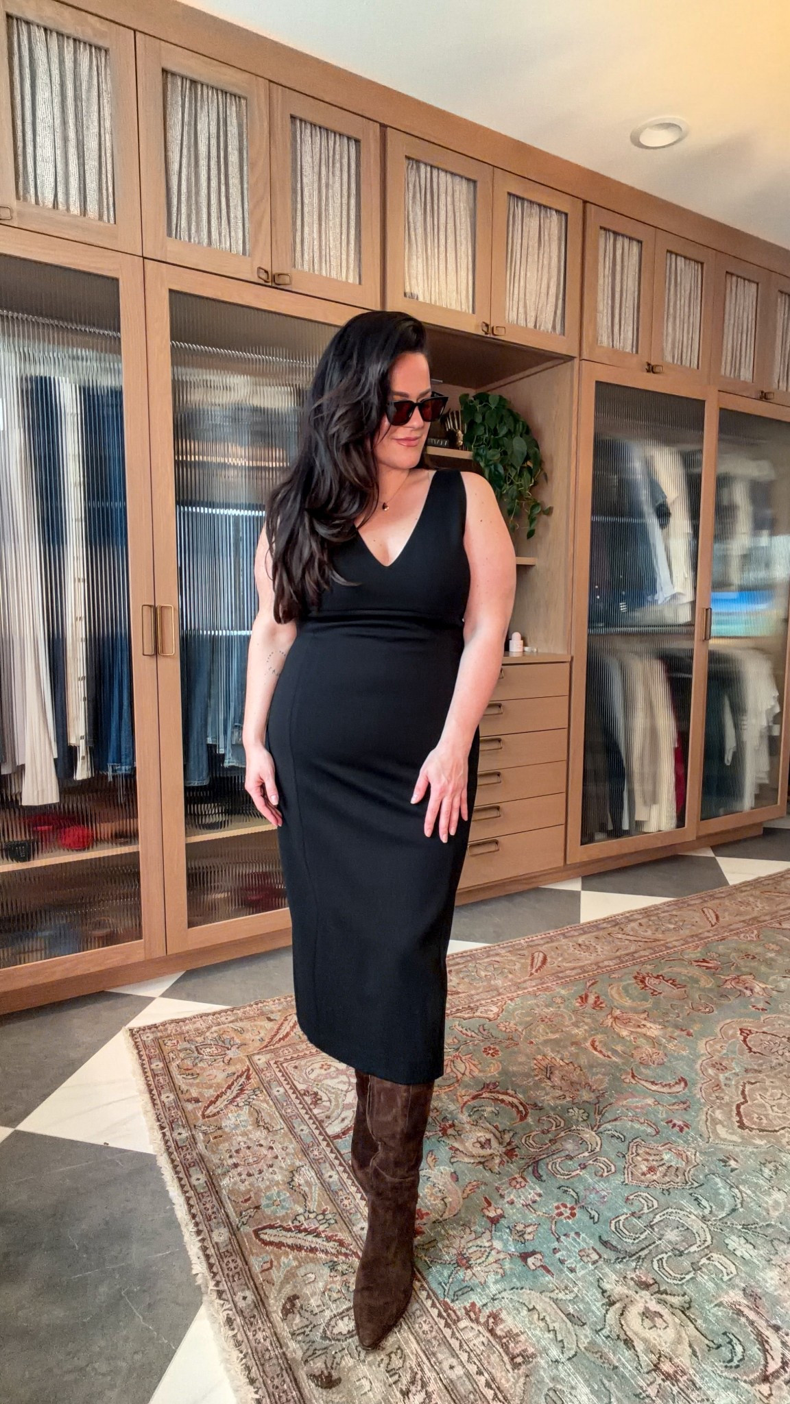 Cutest spanx midi dress 

#LTKSeasonal #LTKMidsize