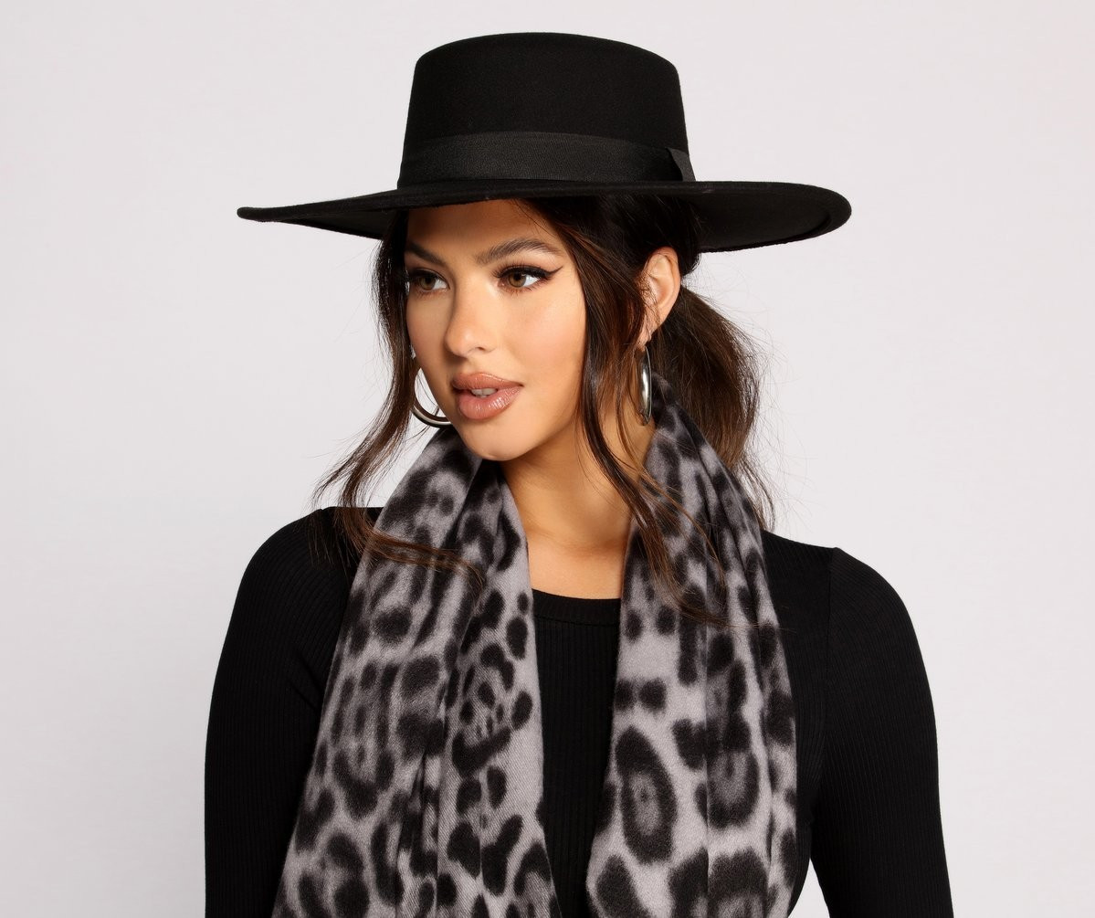 Faux Wool Banded Boater Hat | Windsor Stores