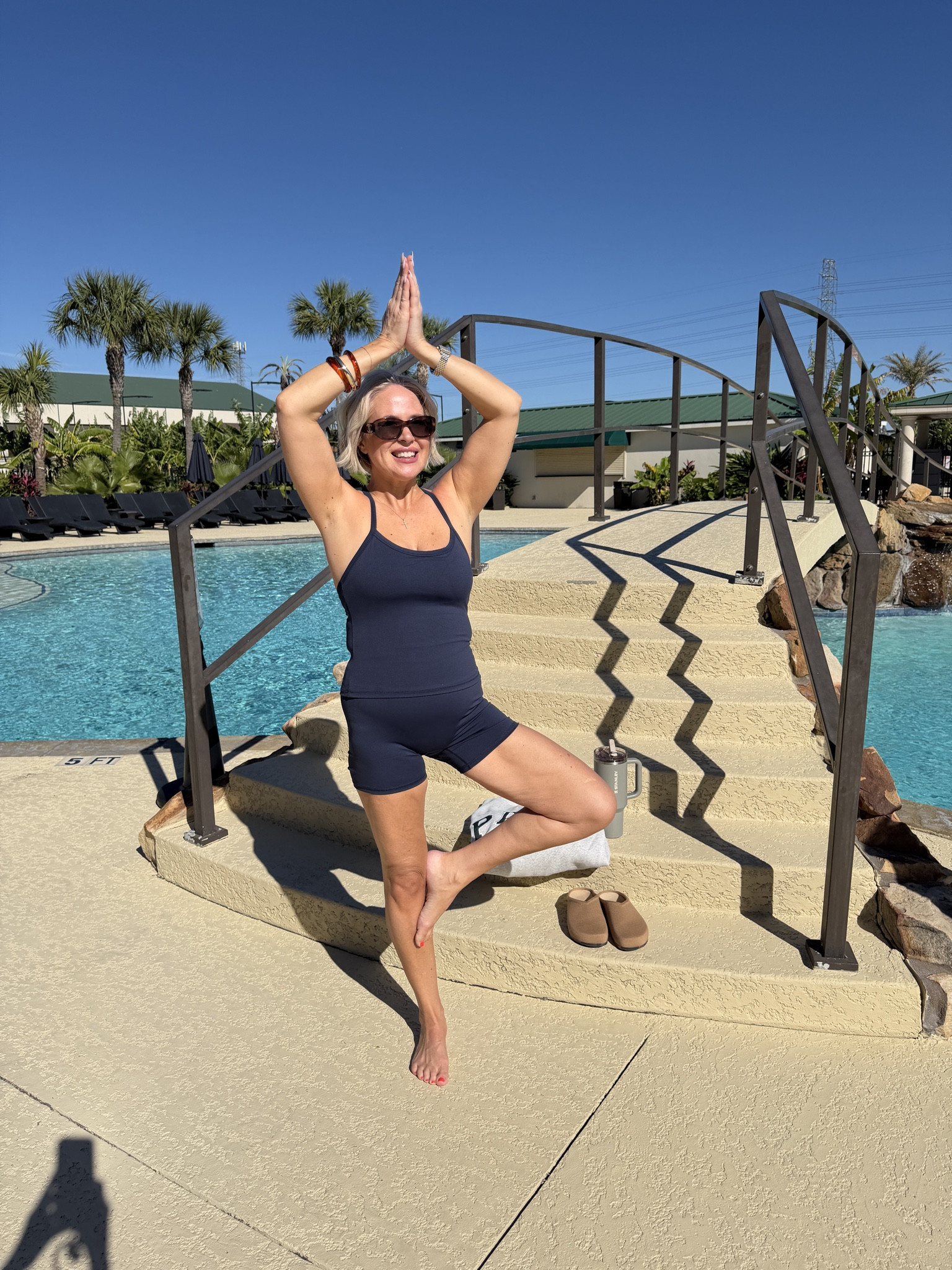 This is the perfect set to start your new year’s goals with! Wearing size M

women’s fashion, fall fashion, winter fashion, outfit inspo, everyday style, trendy outfits, holiday outfit ideas

#LTKSeasonal #LTKootd #LTKOver40