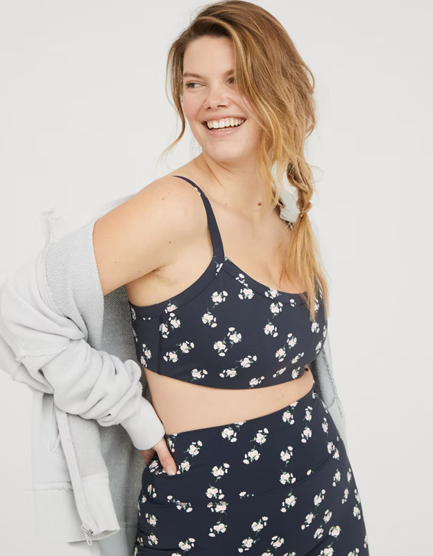 OFFLINE Goals Scoop Sports Bra | American Eagle Outfitters (US & CA)