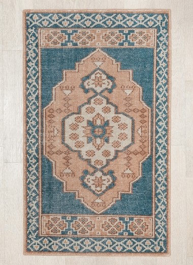 Aylin Rug | Lulu and Georgia 