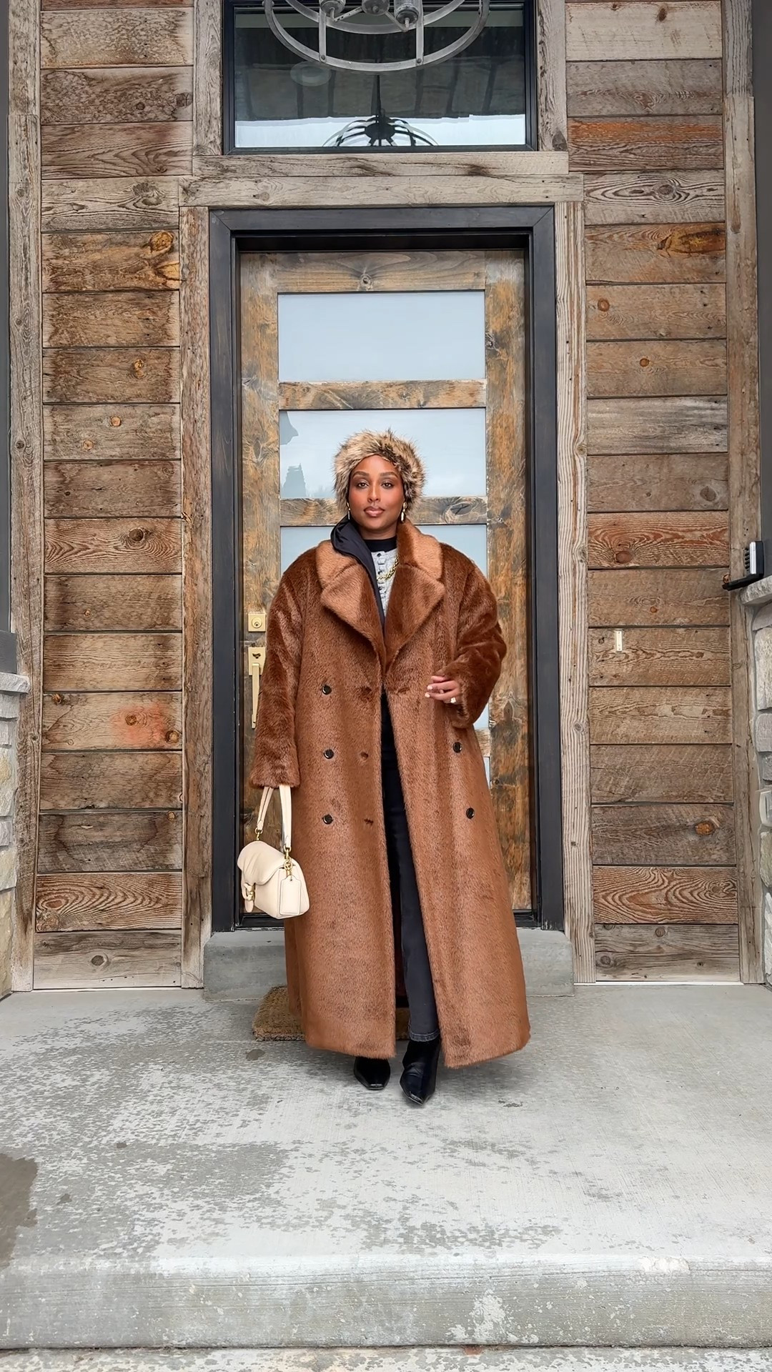 Found THE most perfect faux fur long coat right before my Utah trip!! Such amazing quality and kept me super warm. I’m wearing a M/L and it’s 30% off right now!!

#LTKSaleAlert #LTKHoliday #LTKMidsize