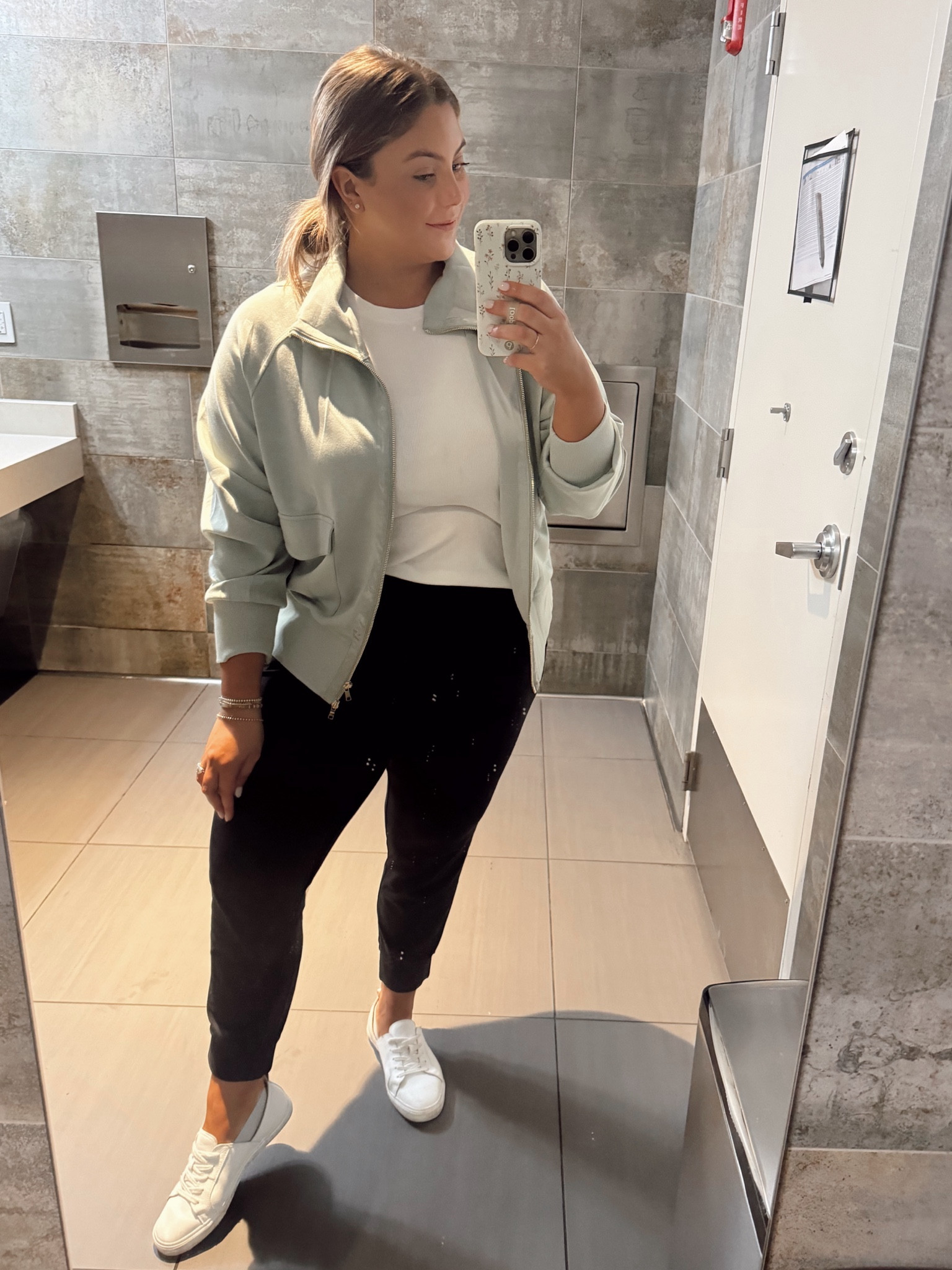 Travel outfit inspo - wearing size XXL in jacket & top, XL in bottoms. 

#LTKMidsize #LTKStyleTip #LTKTravel