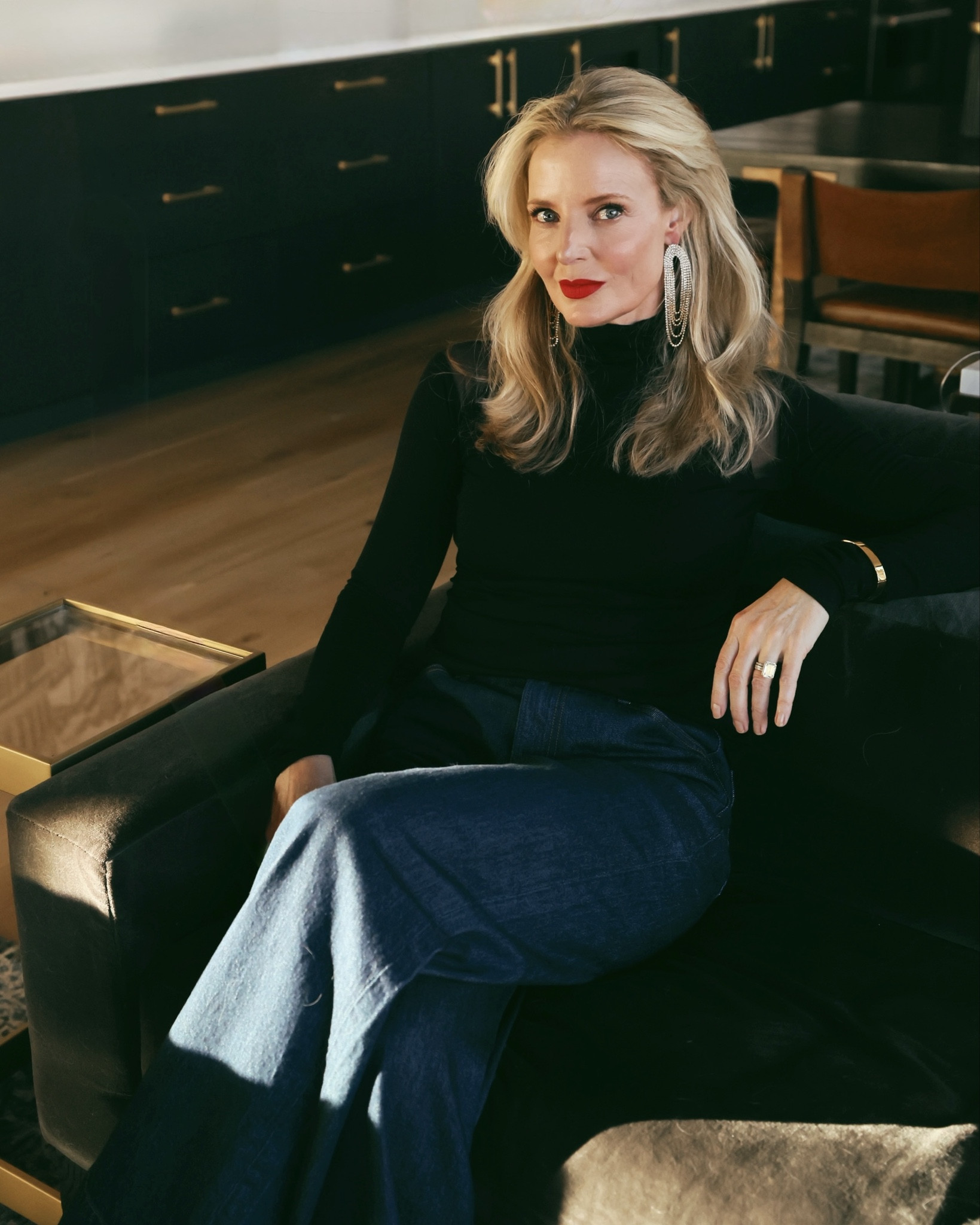 Simple, elevated outfit perfect for the holiday season ✨

#LTKSeasonal #LTKHoliday #LTKOver40