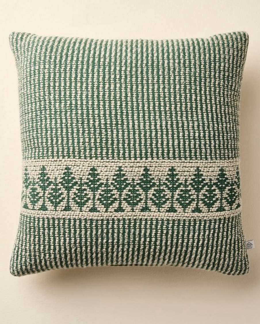 Tree Trow Pillow by Magnolia

We are obsessed with this tree pillow. It is soft and the trees showcase a woven texture. Perfect to toss in your chair, couch or bed to add holiday cheer. 

#targetfinds #ltkseasonal 

#LTKHome #LTKHoliday #LTKGiftGuide