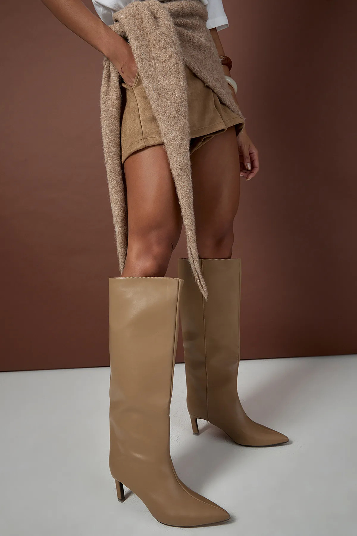 Column Knee High Pointed Boots | Boohoo.com (UK & IE)
