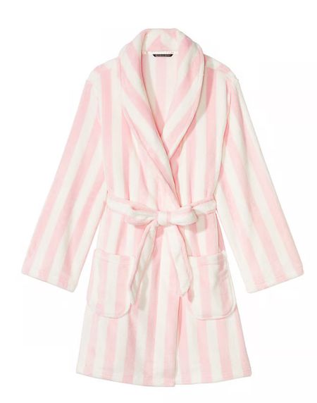 New pajama finds that I’m loving right now at Victoria’s Secret in all the pretty pastels  