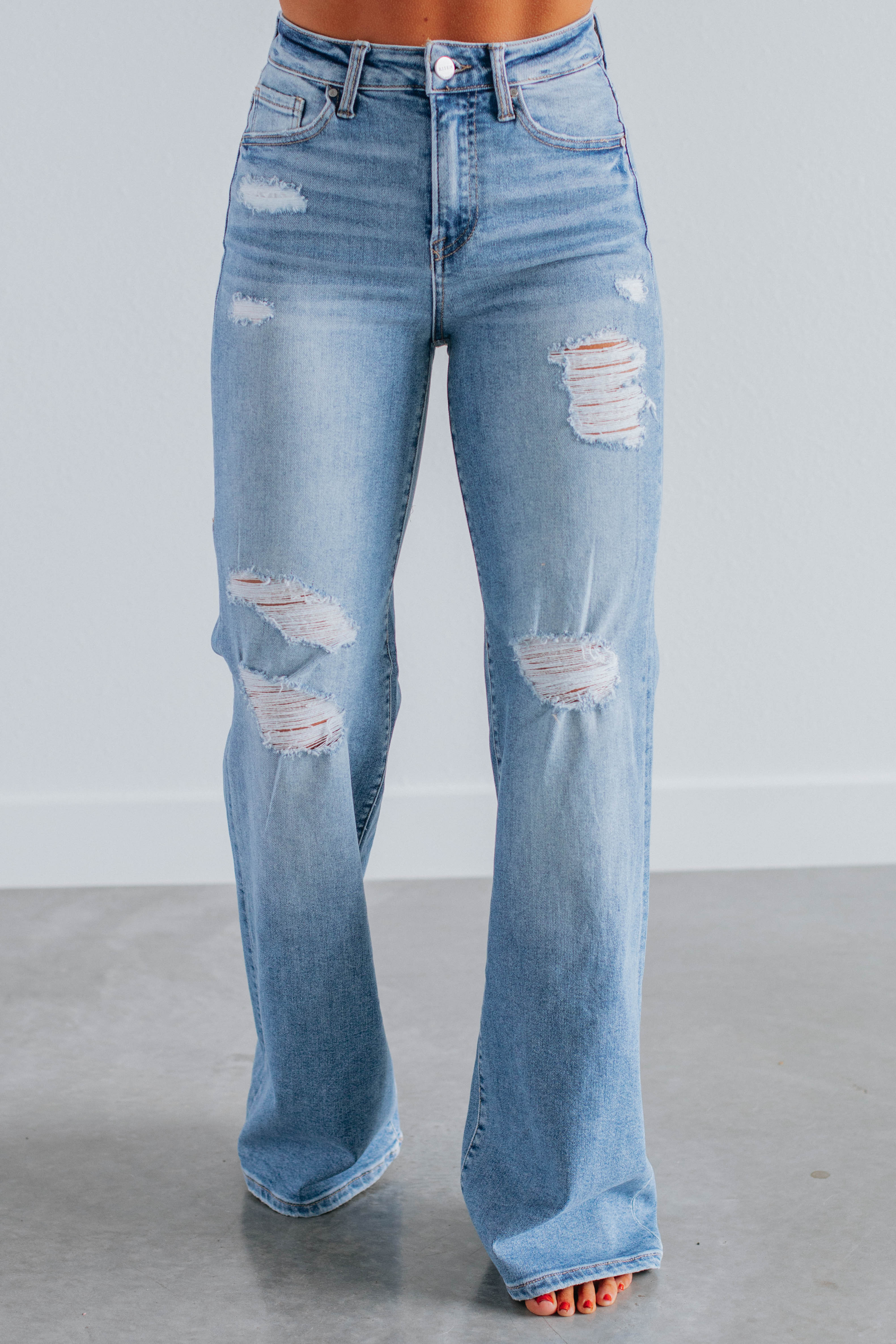 Kimora Risen Jeans - Medium Wash | Wild Oak Boutique