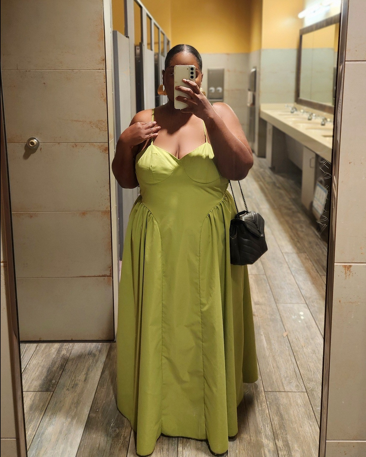 Perfect dress for the summer! Love the color and the fit ✨️

#LTKPlusSize #LTKStyleTip #LTKFindsUnder50