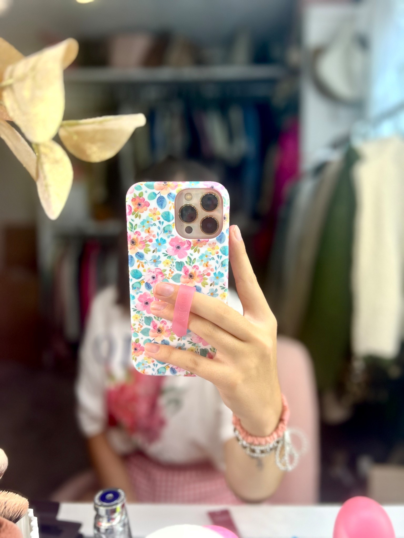 The cutest case EVAAA🌸🌼🌷🌿

#LTKTravel #LTKStyleTip #LTKU