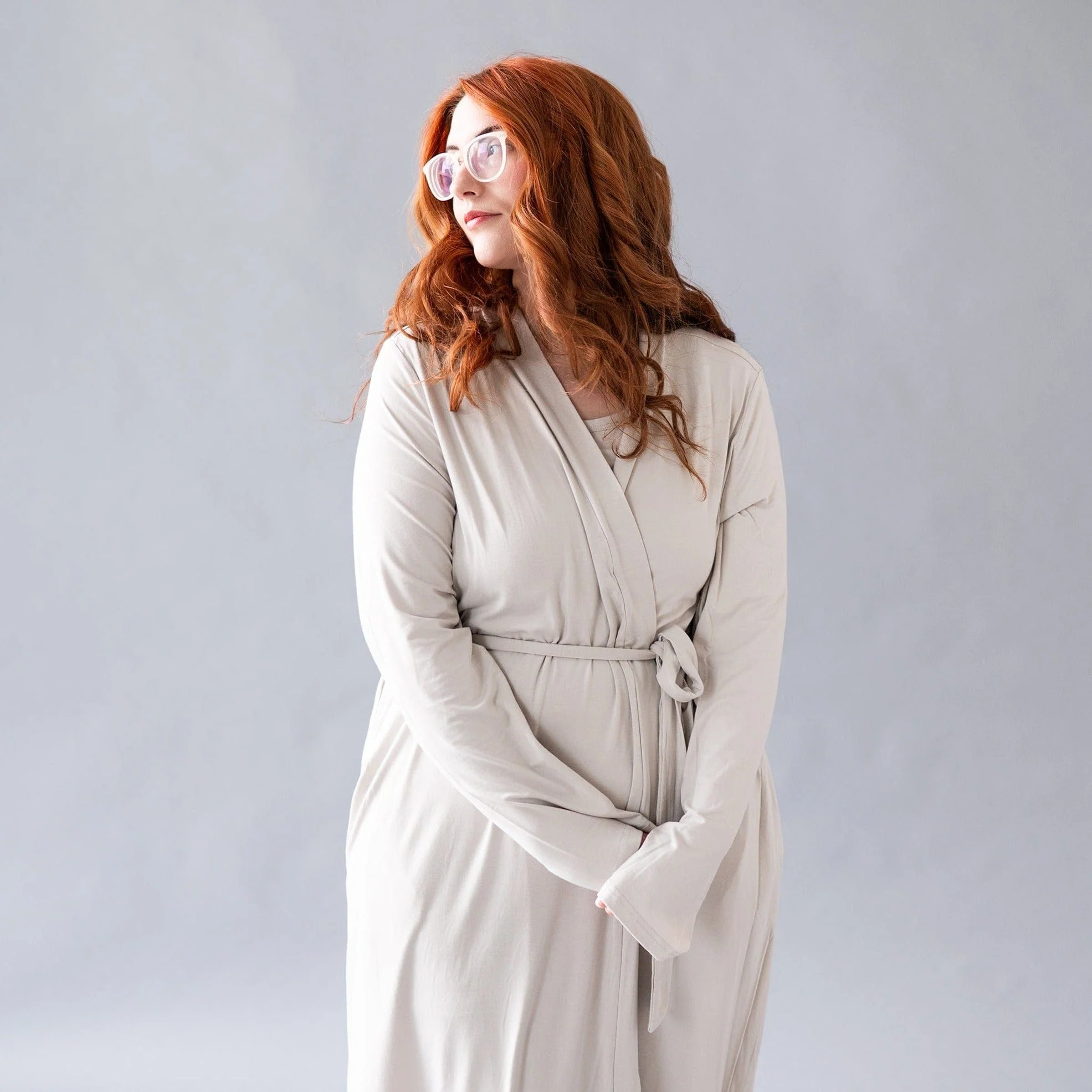 Women’s Lounge Robe in Oat | Kyte BABY