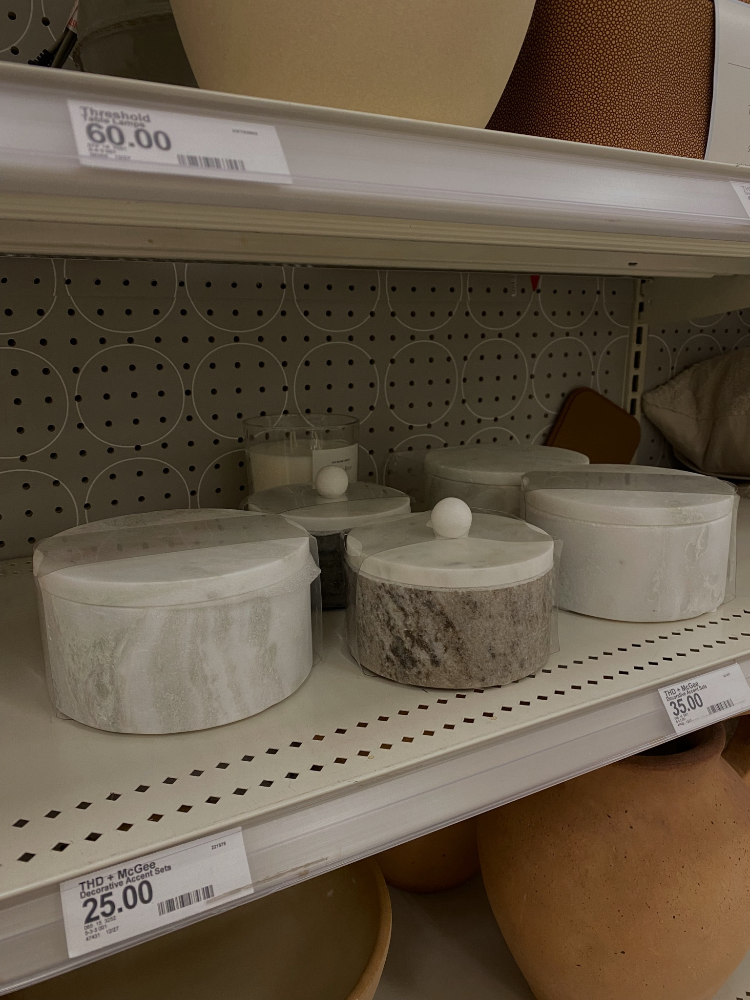 Marble statement containers linked 🤍 These are so cute and perfect for a bathroom or office!

Neutral home decor, Target home, modern rustic home, under 50

#LTKhome #LTKfindsunder50