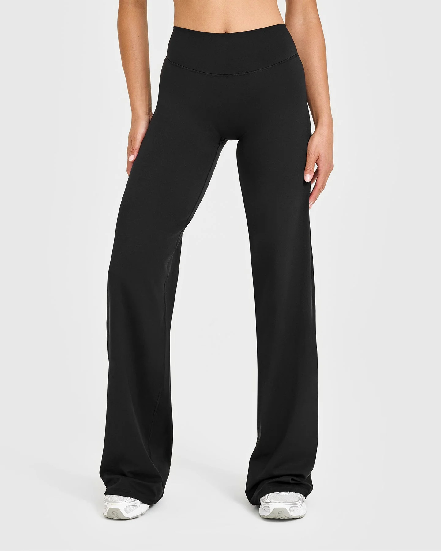 SoftMotion™ Straight Leg Bottoms 
 Black | Oner Active (UK / US)