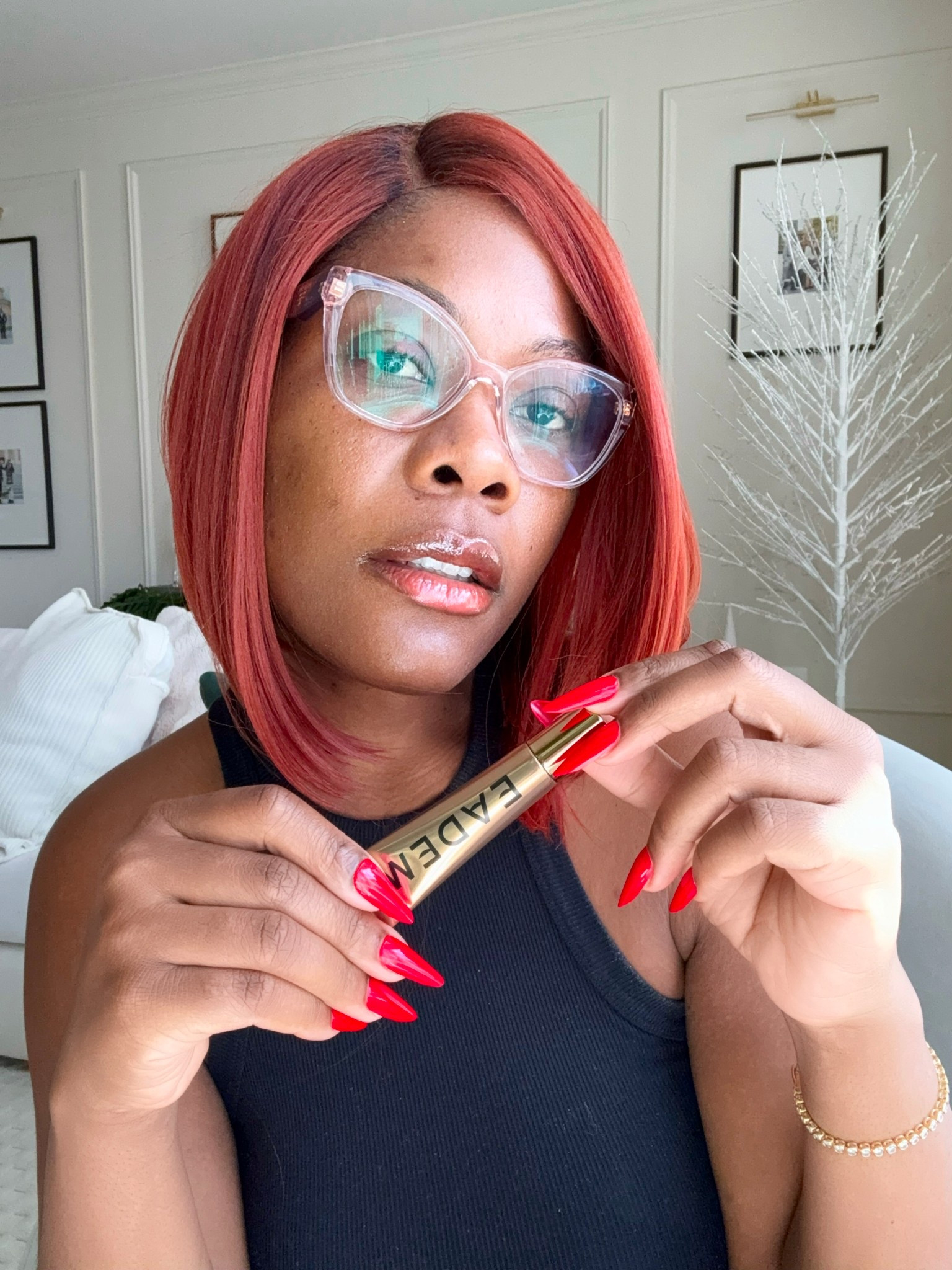 If you’re not buying anything from the Sephora sale, buy this Eadem lip gloss and thank me later. It’s worth every single penny 

#LTKSaleAlert #LTKBeauty #LTKHoliday