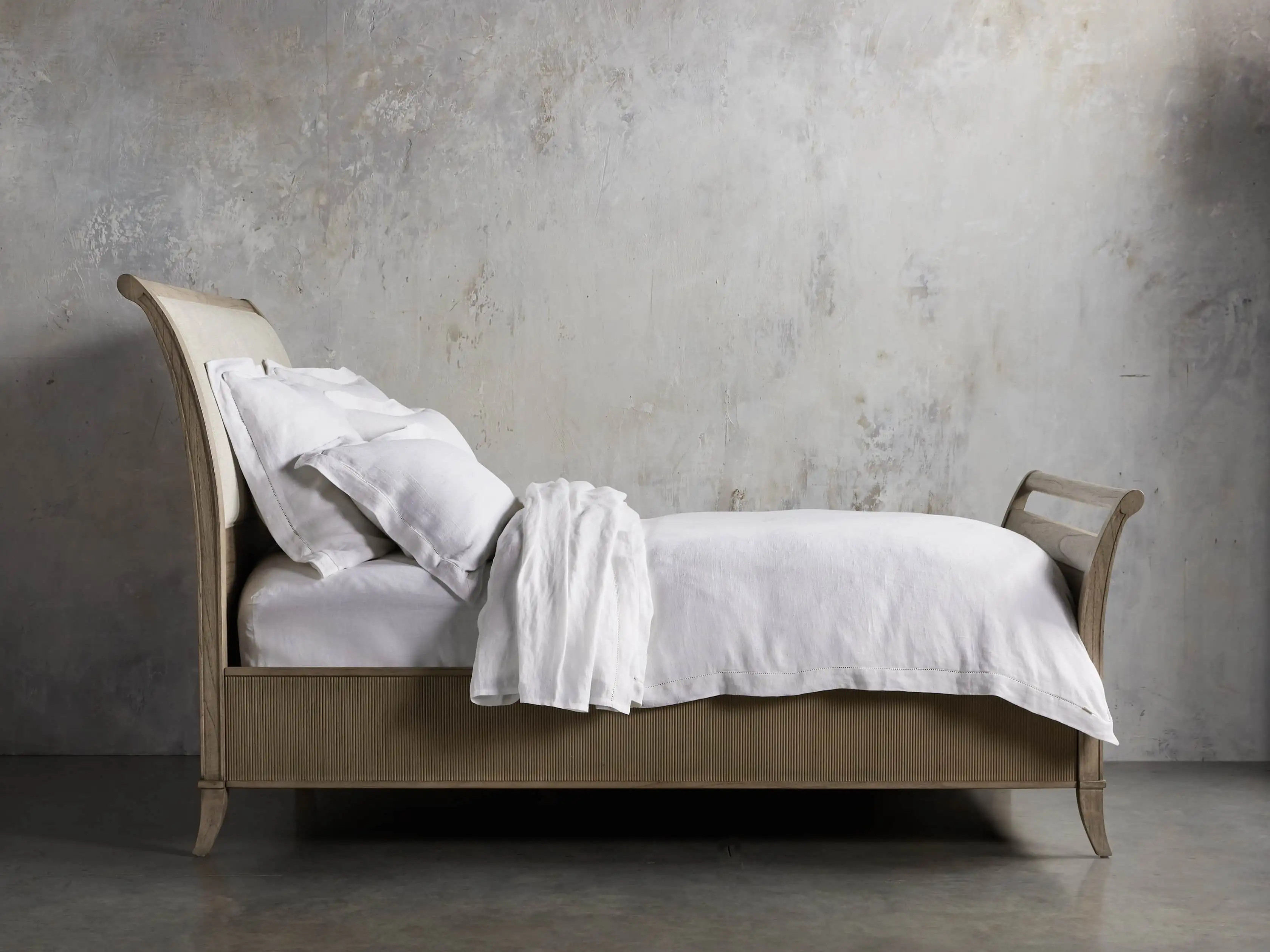 Pearson Bed with Footboard | Arhaus