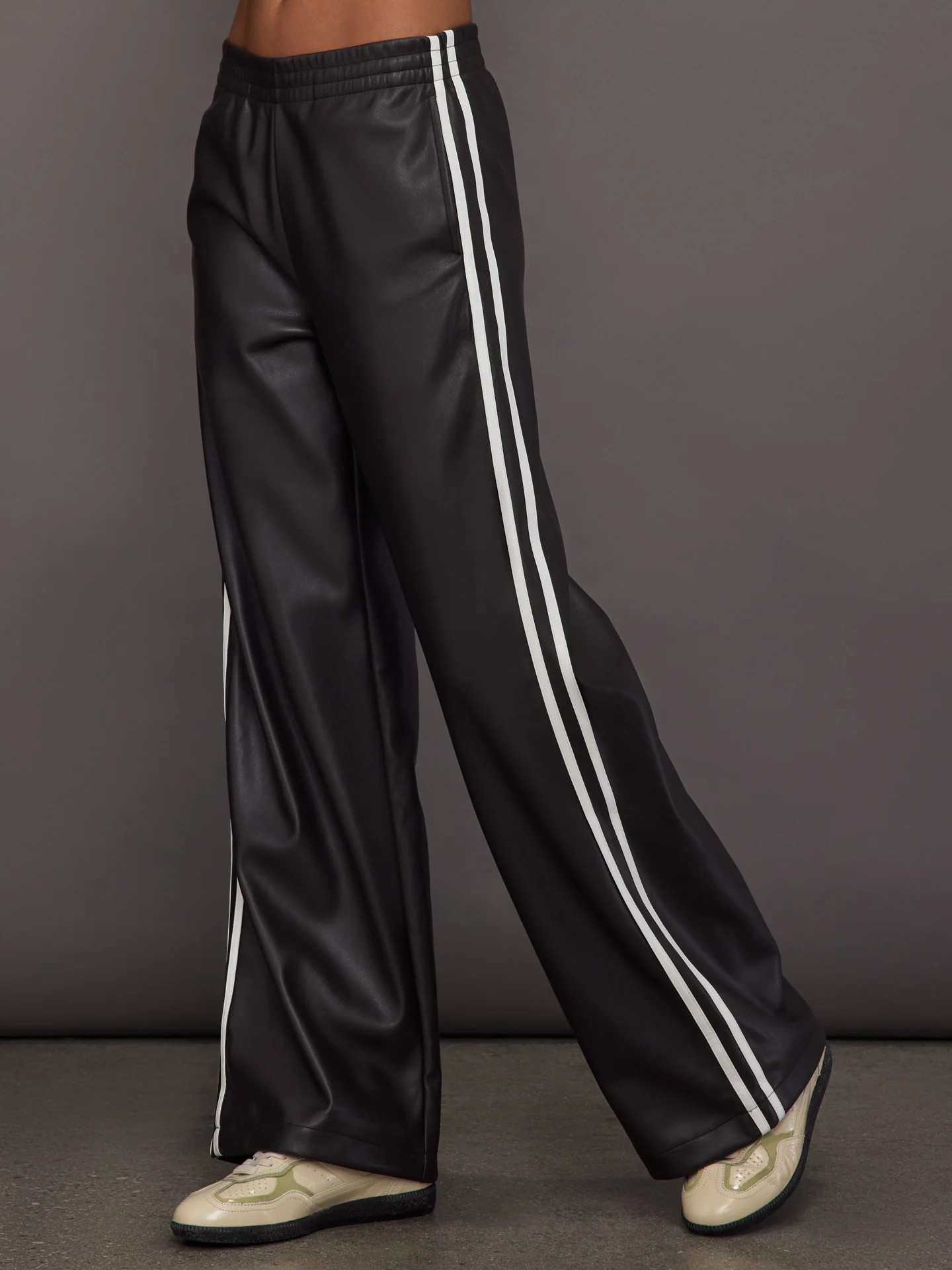 The Upside Vegan Leather TwiLight Pant - Brown - Size L | Carbon38