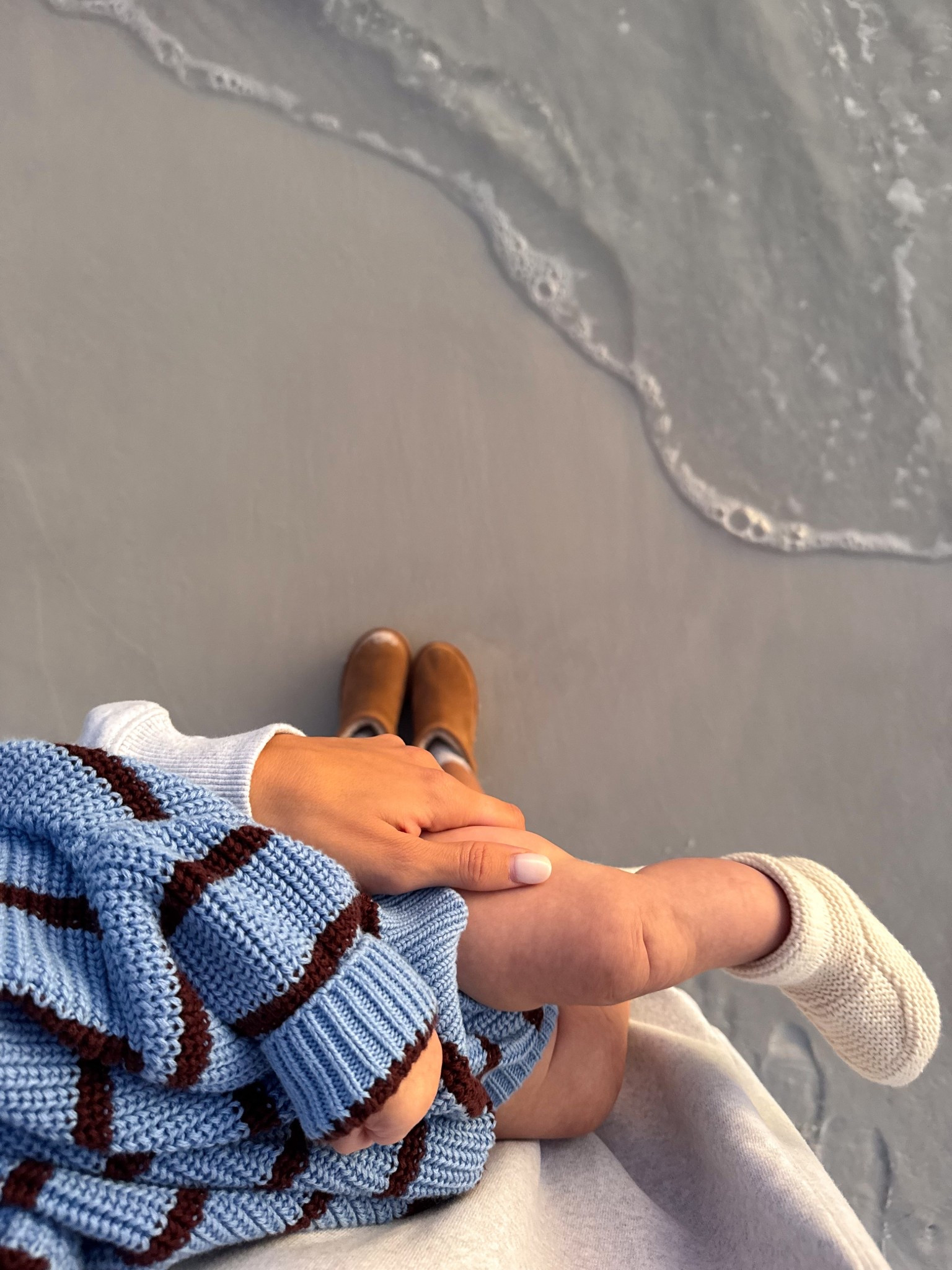 baby winter outfit inspo🫶🏼 love this oversized sweater + matching bloomers set! She’s wearing size 0-6M at 3 months old and it’s the perfect amount of cozy and slouchy! 

#LTKHoliday #LTKBaby #LTKGiftGuide