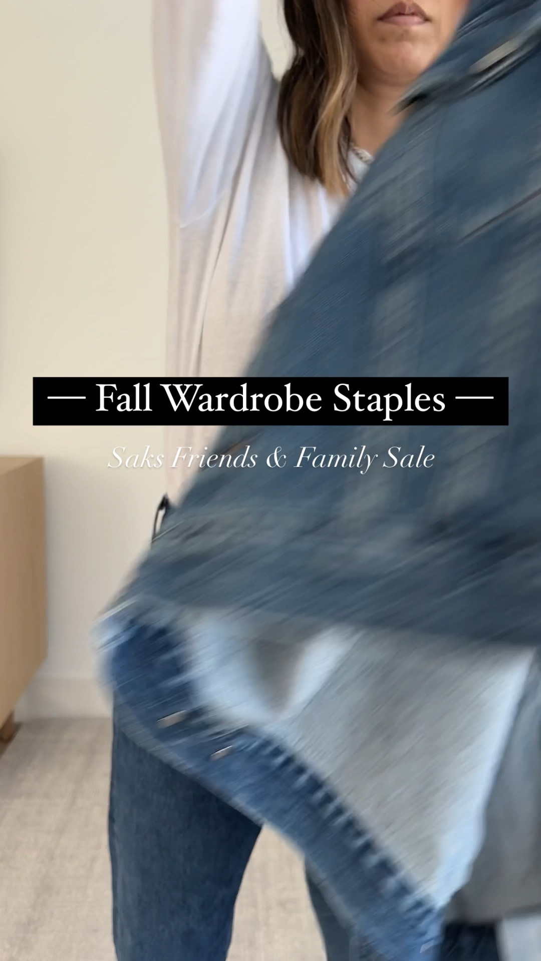 My entire outfit is on sale as part of the Saks Friends & Family sale. This jacket is butter soft and the best color. Also, these jeans are THE petite loose jeans. So so good!

Agolde jacket xs
Mother tee xs
Agolde jeans 24
Saks flats 5


#LTKSale