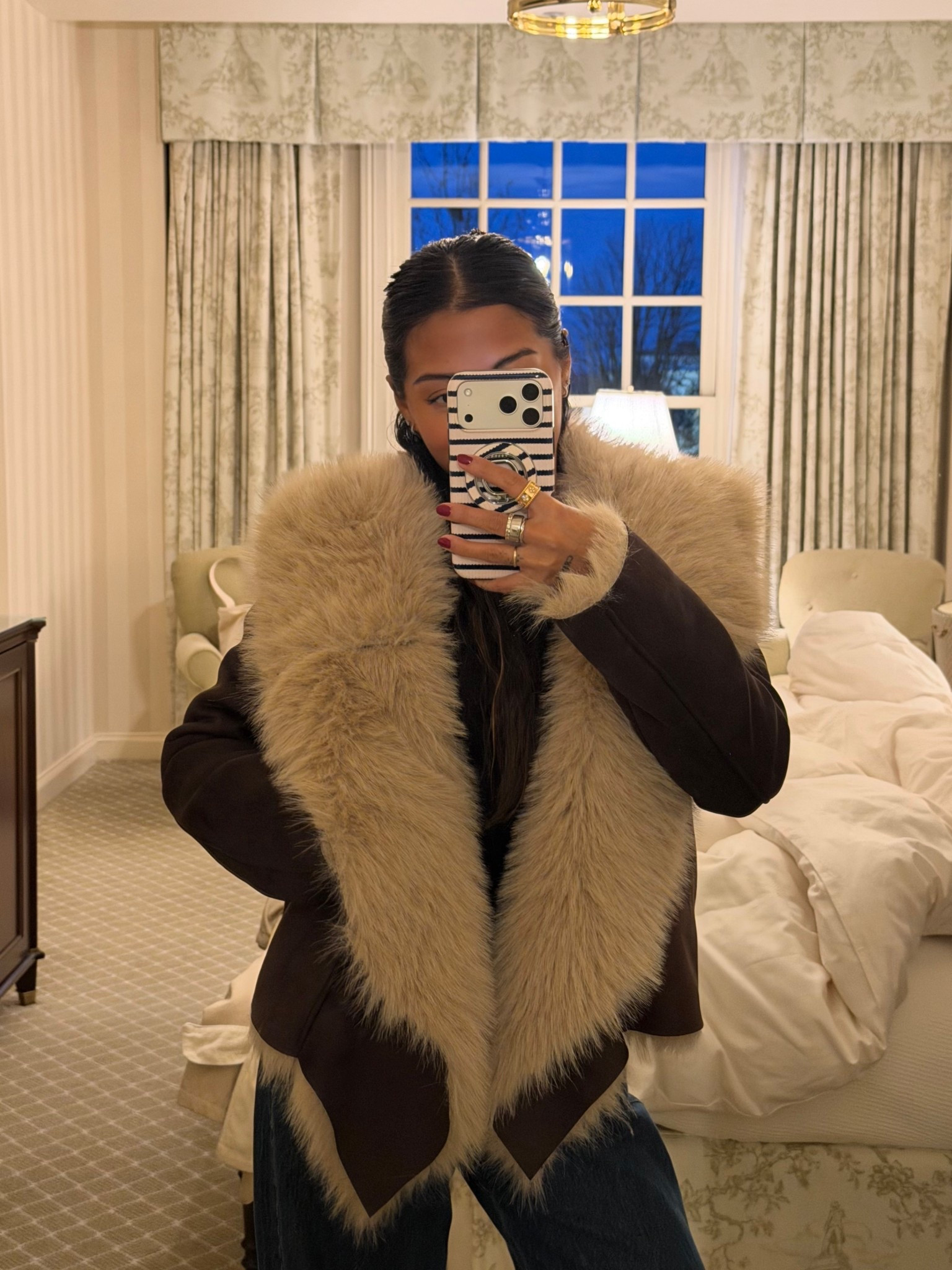 obsessed with this vegan suede coat ❤️‍🔥

#LTKHoliday #LTKPetite #LTKGiftGuide