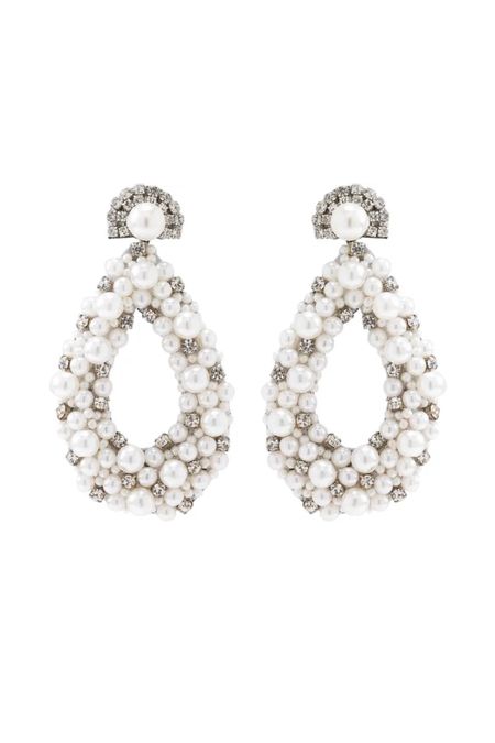 Earrings
Pearls
Bride bridal bride to be wedding 

#LTKstyletip #LTKunder100 #LTKwedding