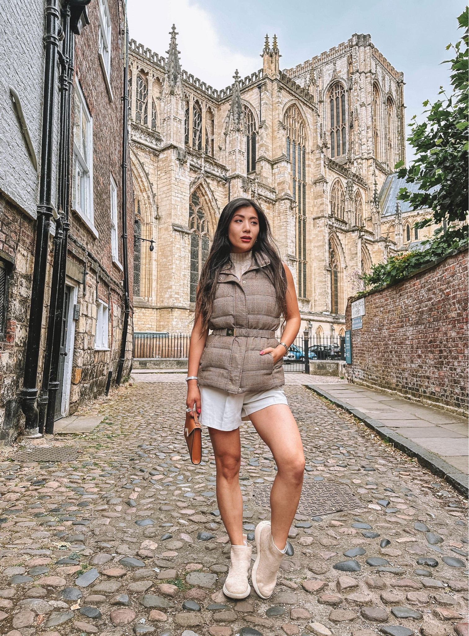 🔍 Vivaia shoes, boots, neutral outfit, autumn inspiration, brown handbag, clutch bag, Moynat, gilet, travel outfit 

#LTKluxury #LTKshoes #LTKeurope