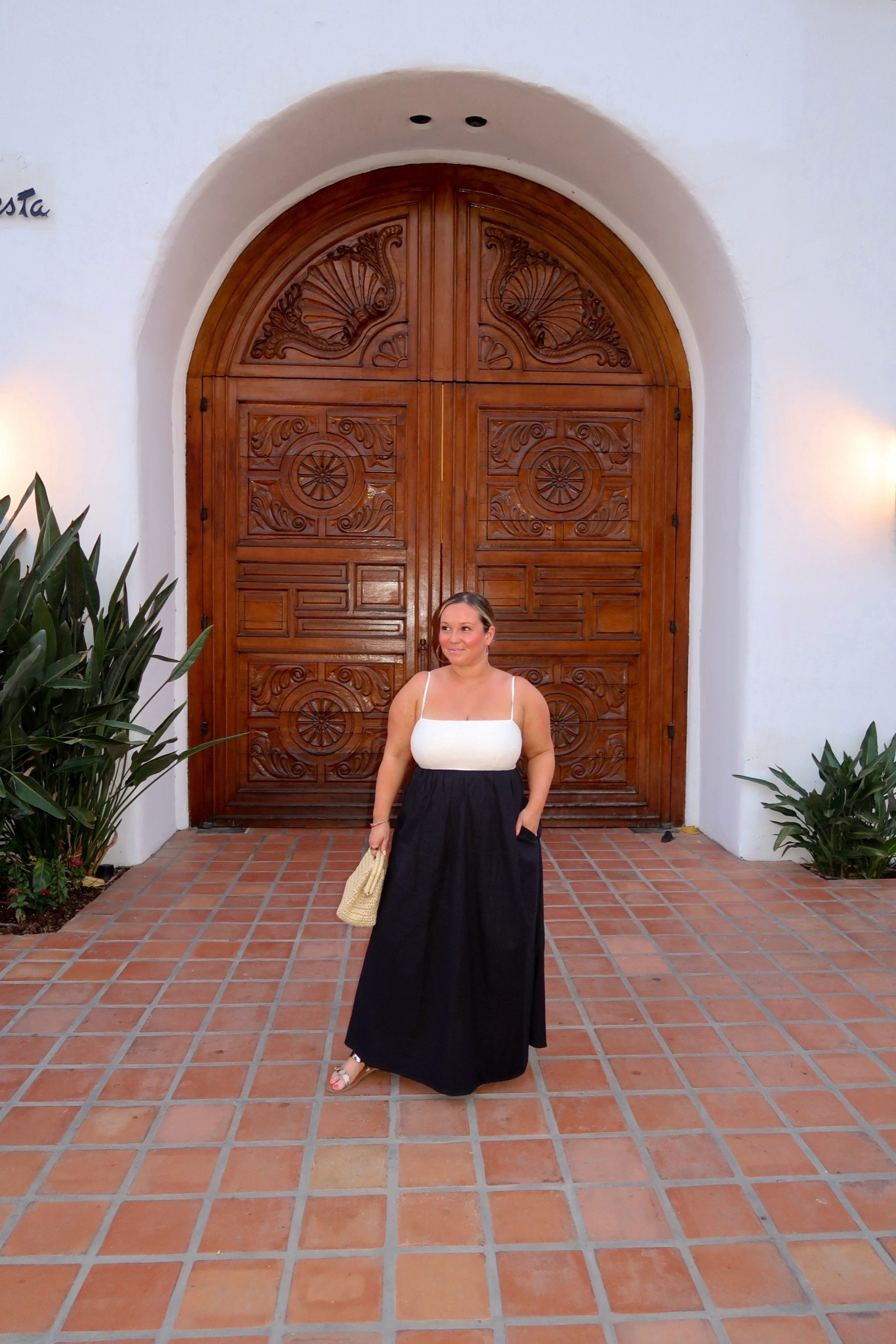 Abercrombie dress size LARGE SHORT 
Use code SHORTSAF for discount! 

Summer outfit, summer style, resort wear, summer dress, vacation dress, linen dress, petite style, casual style, Palm Springs, midsize style, brunch outfit 



#LTKTravel #LTKPetite #LTKMidsize