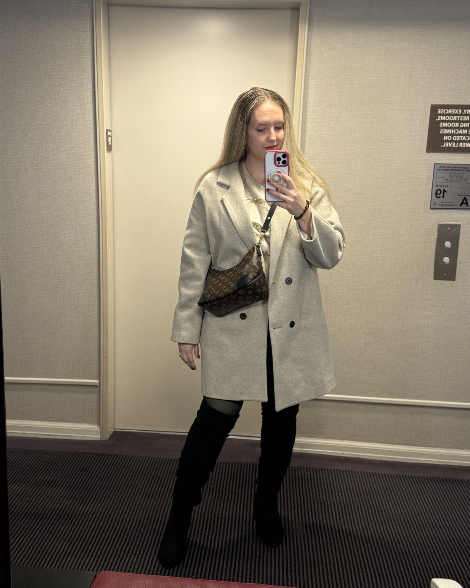 NYC Looks: Elevator Bay Edition 🛎️
This jacket is worth its weight in gold (but won’t cost you any). It’s from Amazon but had me feeling super chic on my NYC girls trip! Generously sized. Wearing XL but could probably wear a Large (I’m normally between L/XL).

#LTKHoliday #LTKootd #LTKMidsize