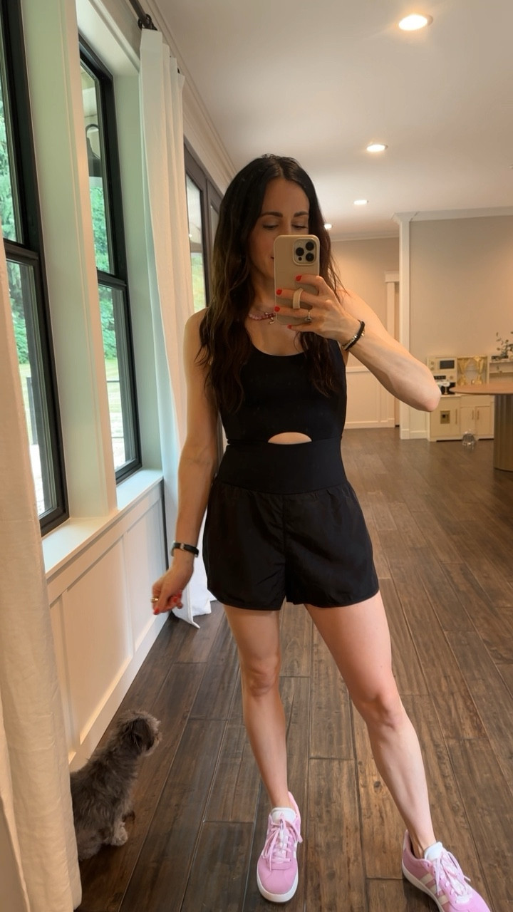 Gimme all the athletic clothes pleasee

#LTKSaleAlert #LTKSeasonal #LTKStyleTip