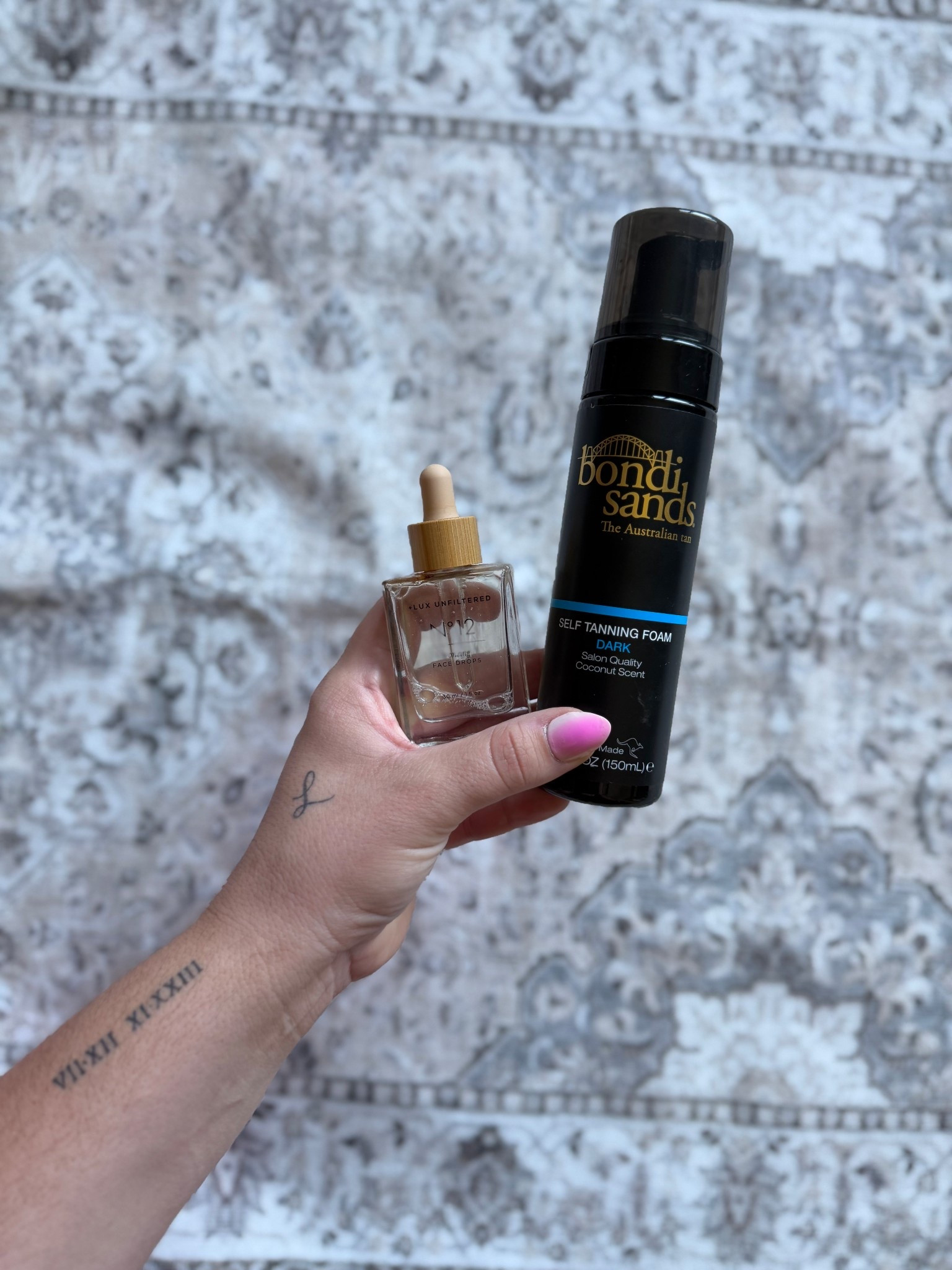 I’ve tried so many self tanners and come back to these every time 👏🏼 I use ultra dark and the face serum doesn’t make me break out  

#LTKStyleTip #LTKBeauty #LTKSeasonal