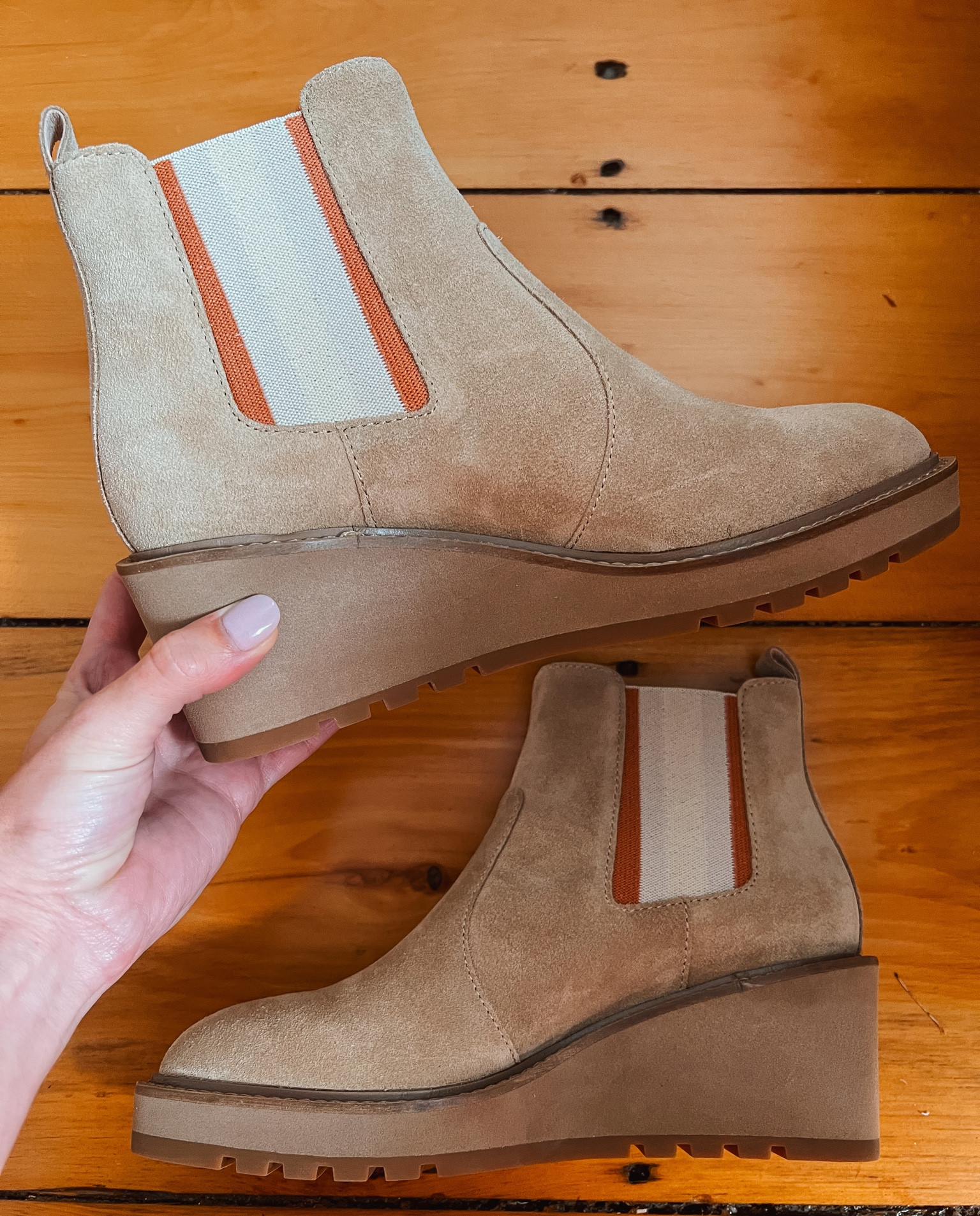 Cute boots, fall booties, favorite fall boots, come in lots of colors 

#LTKSeasonal #LTKshoecrush #LTKsalealert