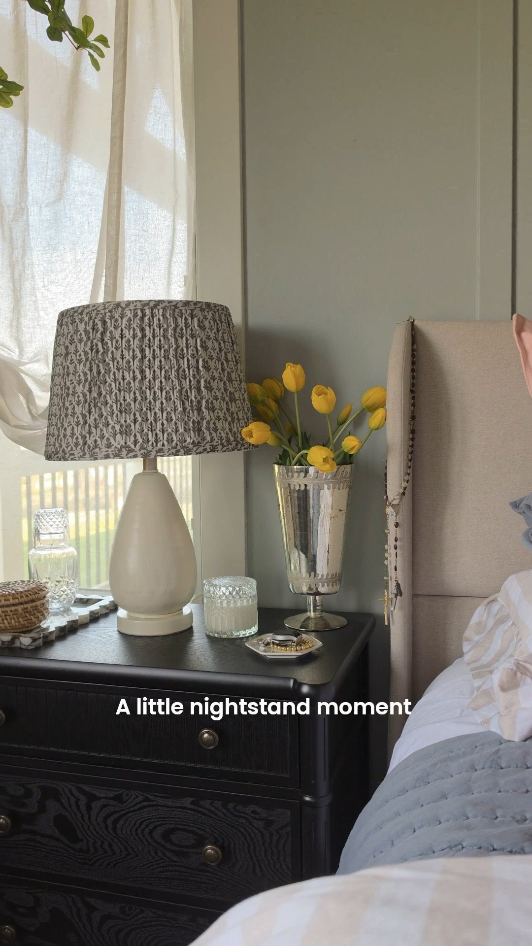 A little nightstand moment 

#LTKstorytime #LTKHome #LTKSeasonal