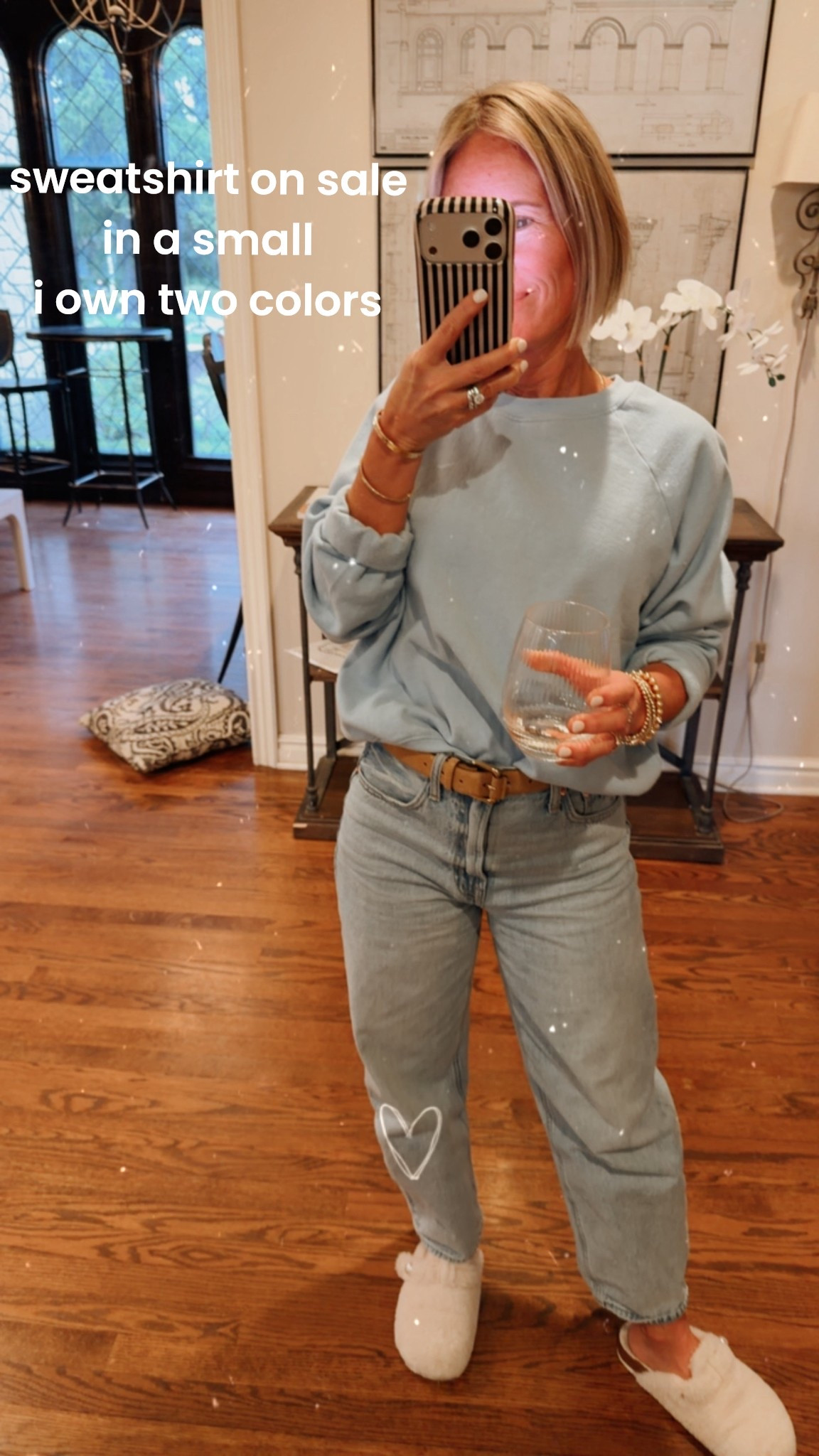 sweatshirt on sale through sunday
one of my faves. i like it so much i own in 2
colors.  i size up to a smalll

#LTKSaleAlert #LTKOver40 #LTKootd