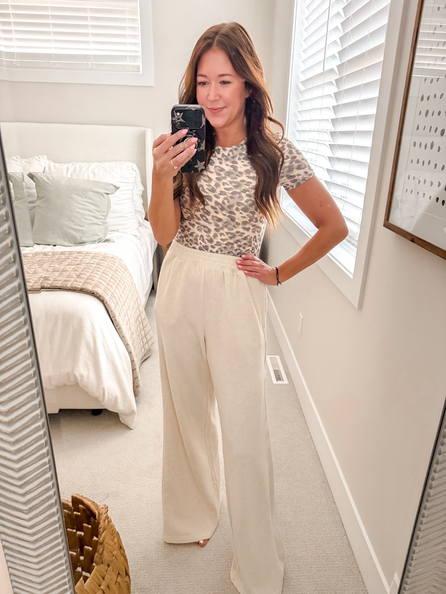 Girl…try these trouser pants! Crazy comfortable and available I multiple lengths!! 
@Aerie #AerieREAL #AeriePartner #aerie #ad
