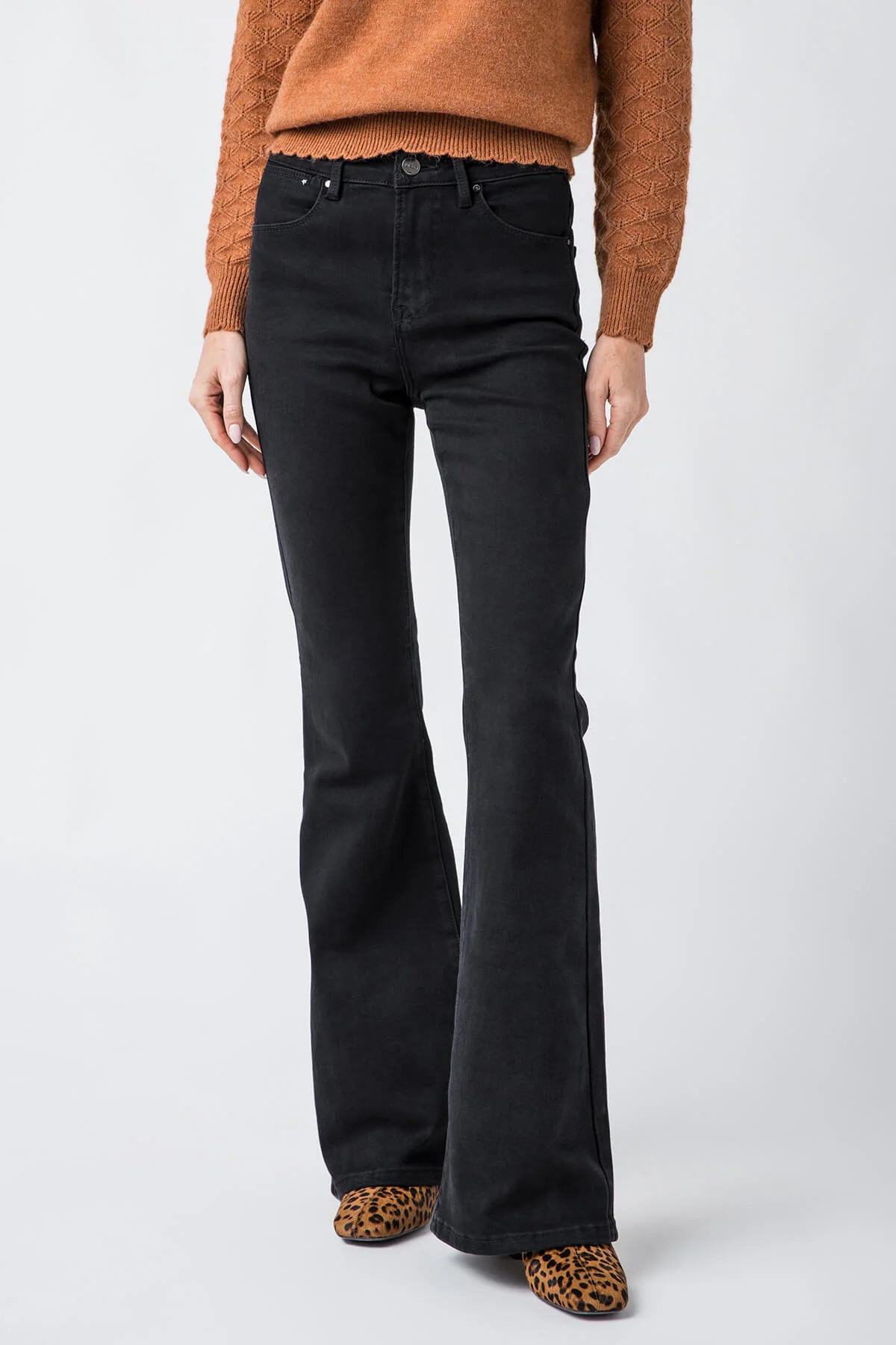 Risen Venice Flare Jeans | Social Threads