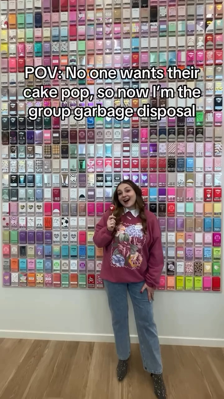 I didn’t choose this life. The cake pops chose me.... 🤪💜

#cakepop #cakepops #redaspenlove #foodiesoftiktok #girlstripvibes