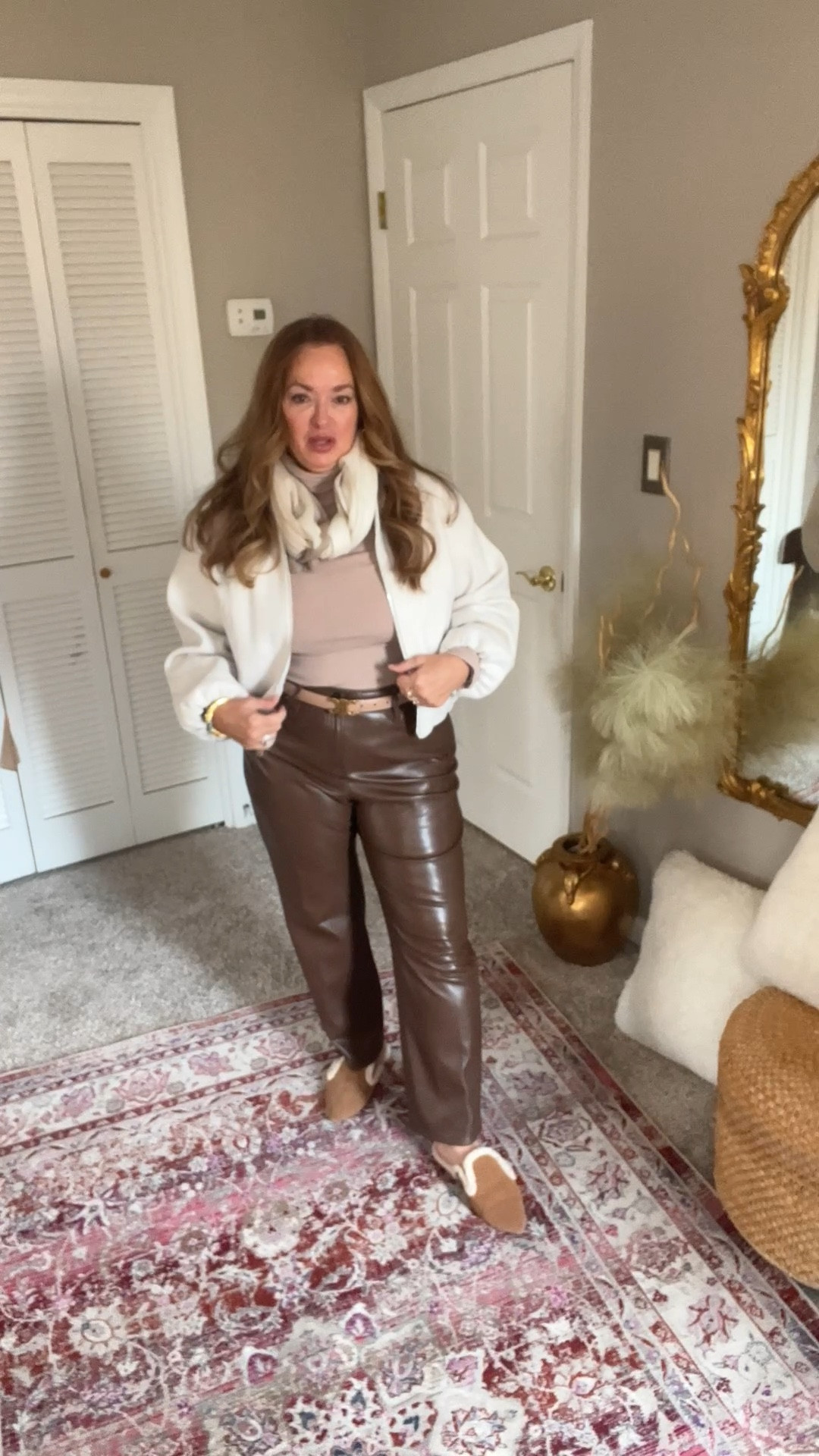 Wool
Bomber, turtle neck and faux leather. Give me all the textures .

#LTKootd #LTKWorkwear #LTKgrwm