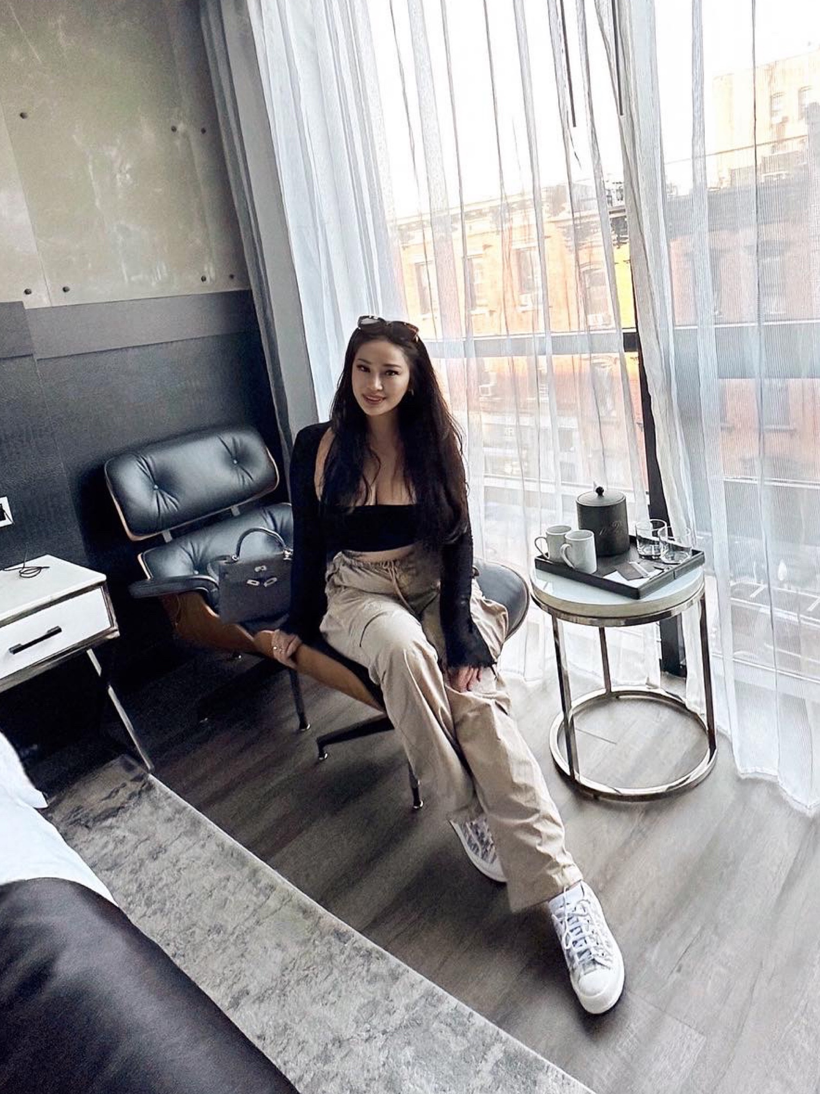 Mixing luxury brands with Amazon brands 🖤

#LTKstyletip #LTKshoecrush #LTKtravel