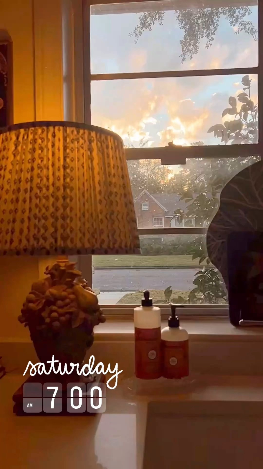 It’s a beautiful morning, and I’m actually wearing a little bit of sleeve for the first time. Crisp air after a stormy Friday makes me happy!

#LTKHome #LTKSeasonal