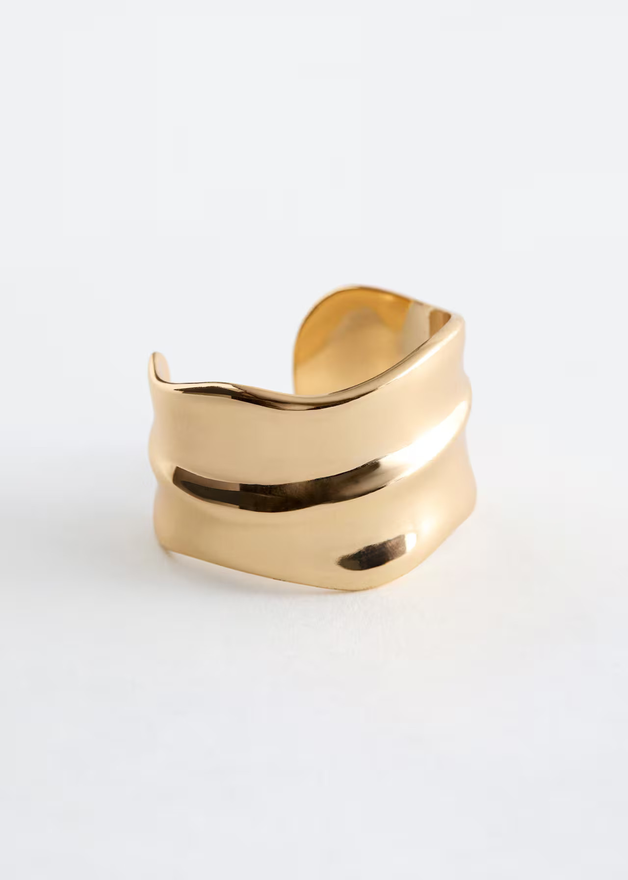 Wavy Cuff Bracelet | & Other Stories UK